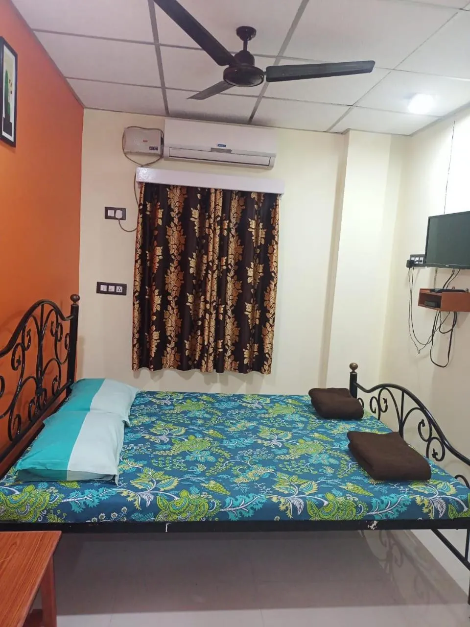 Urbban Castle Homestay