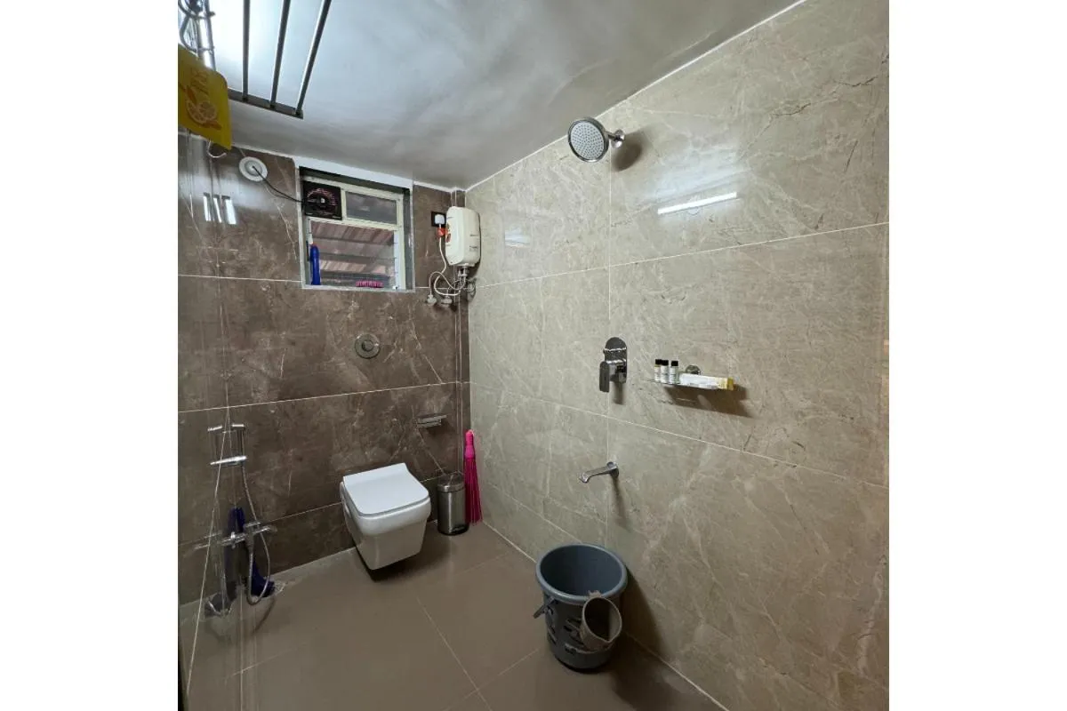 Hotel Sadhana Executive