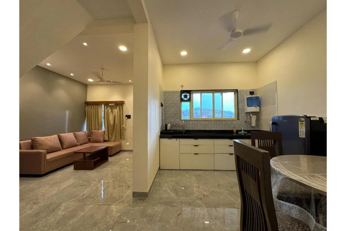 Hotel Sadhana Executive