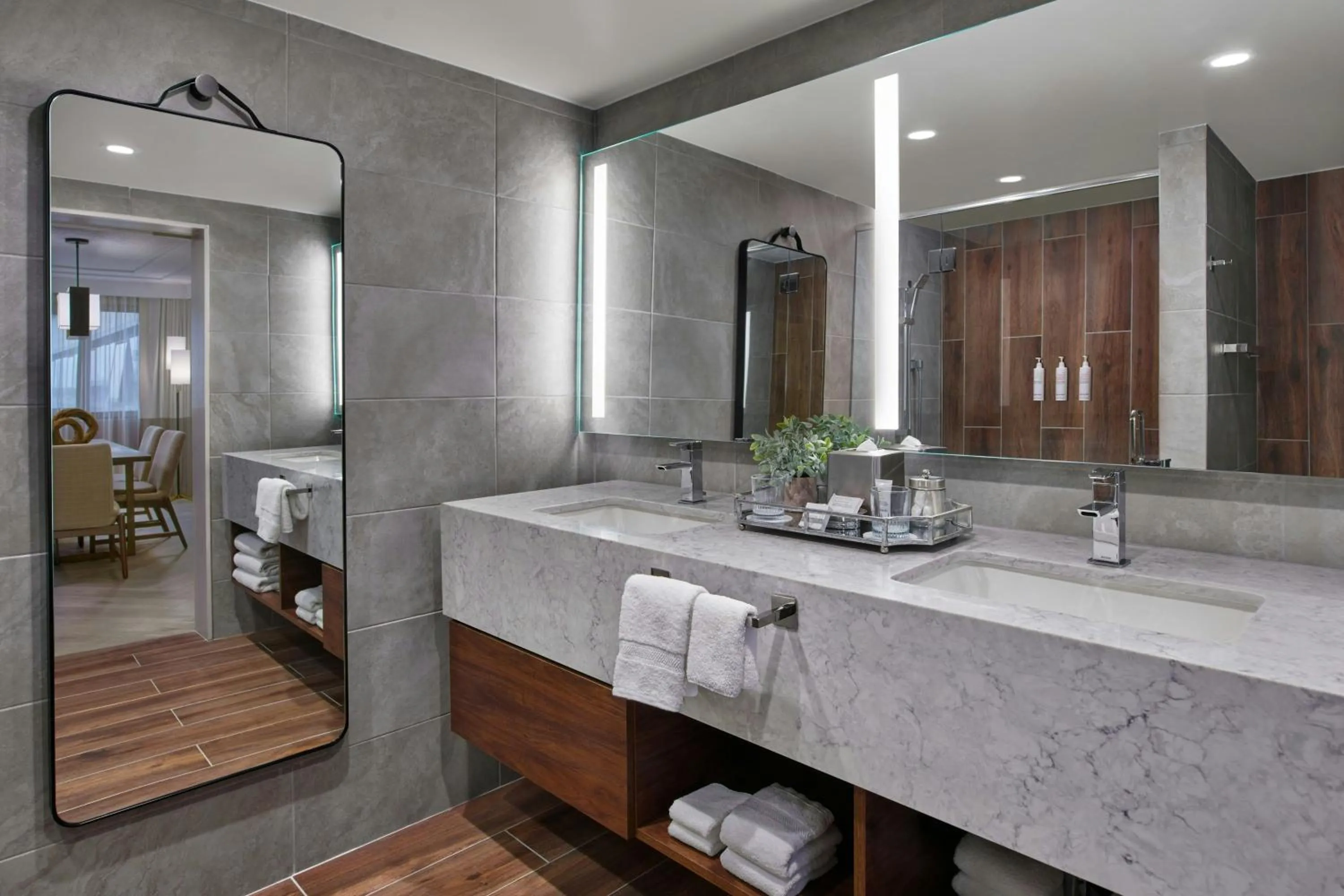 Bathroom in Marriott Lexington Griffin Gate Golf Resort & Spa