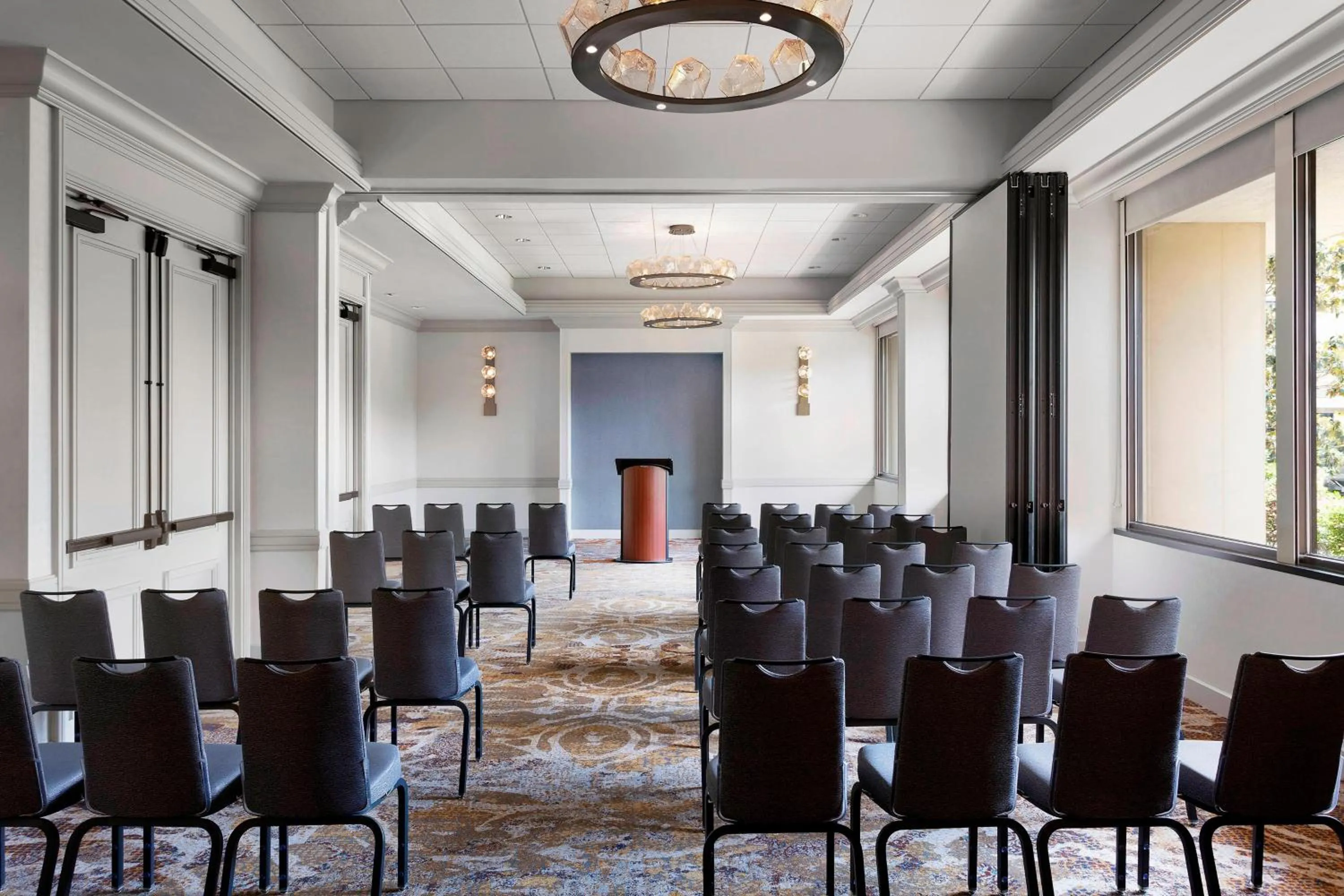 Meeting/conference room in Marriott Lexington Griffin Gate Golf Resort & Spa