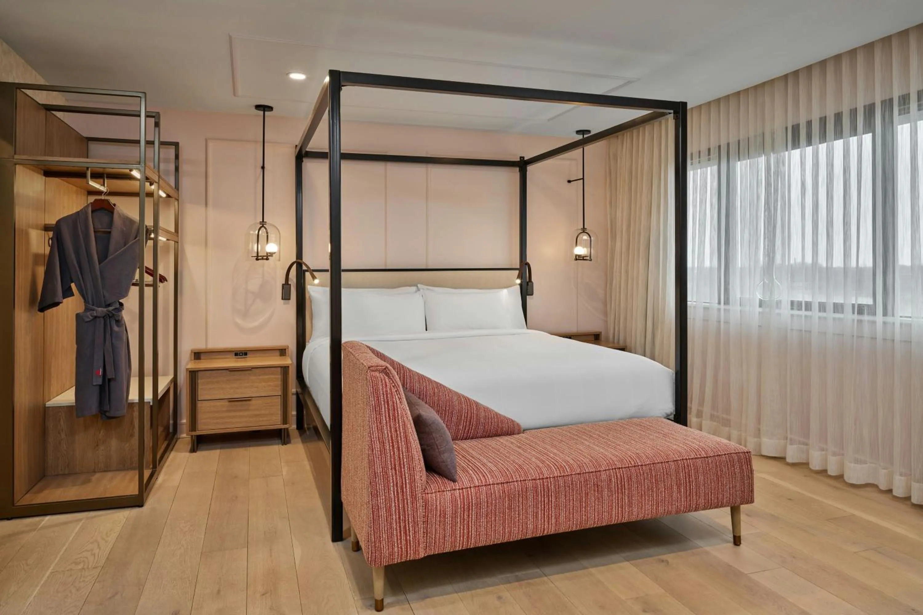 Bedroom, Bed in Marriott Lexington Griffin Gate Golf Resort & Spa