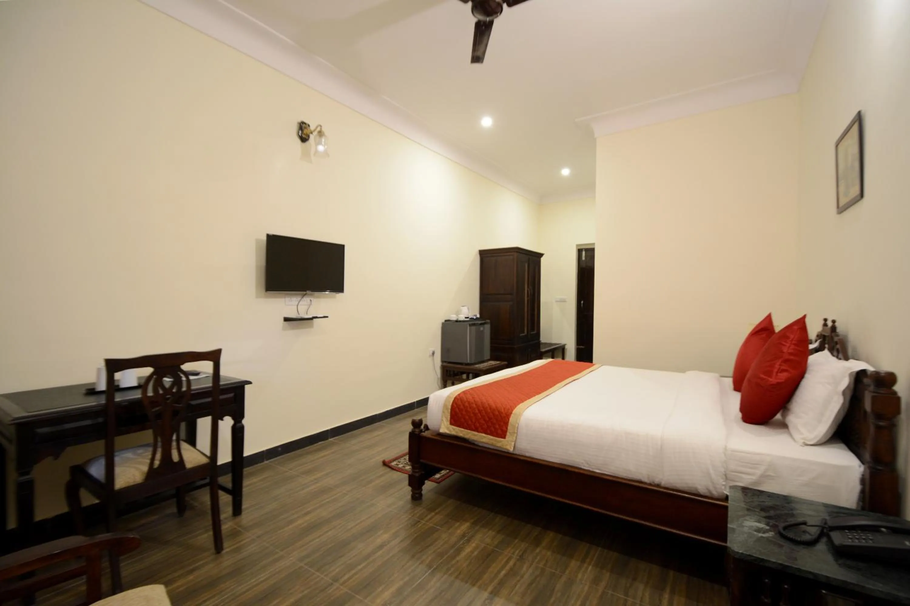 Bedroom, Bed in Moti Mahal - A Heritage Haveli