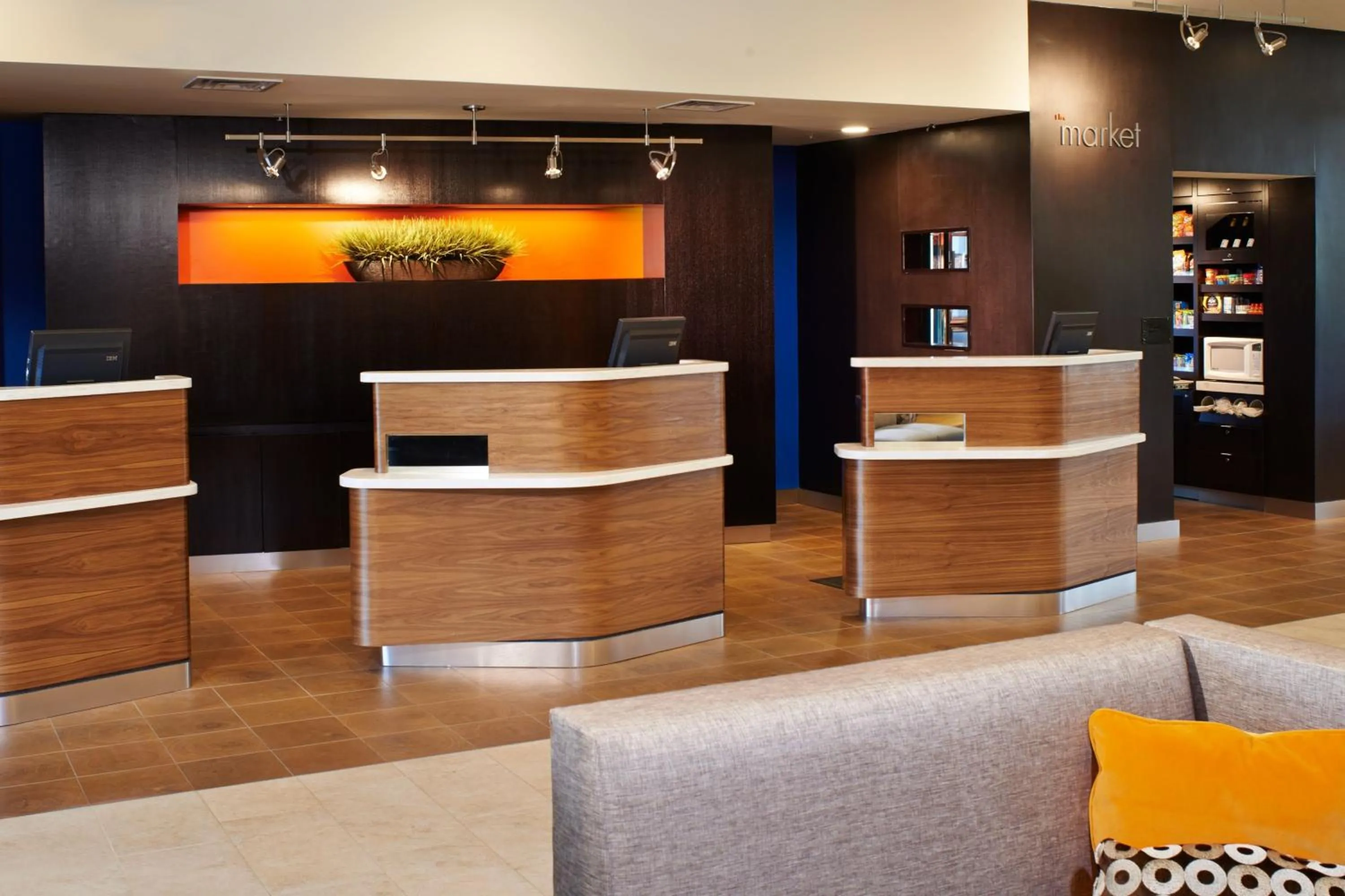 Lobby or reception in Courtyard Kansas City Overland Park / Convention Center