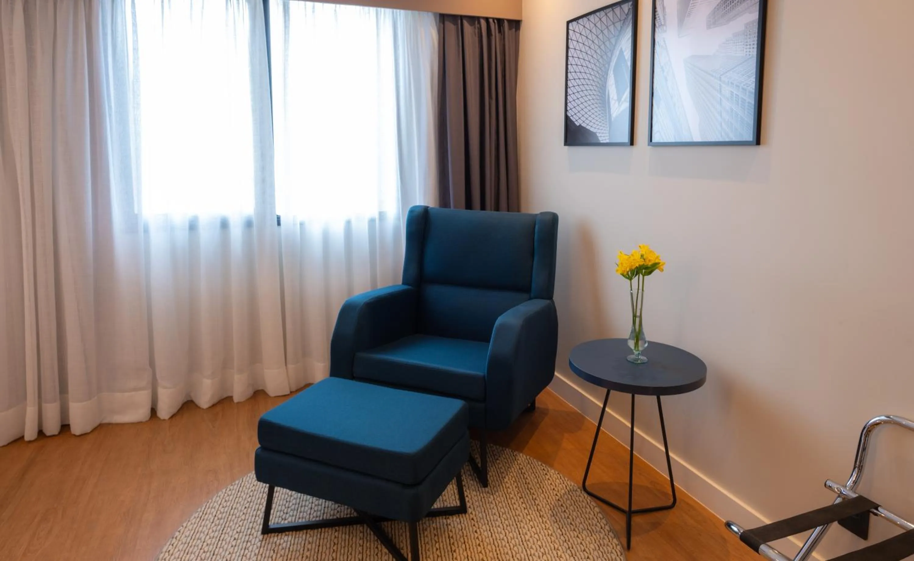 Living room in eSuítes Congonhas by Atlantica