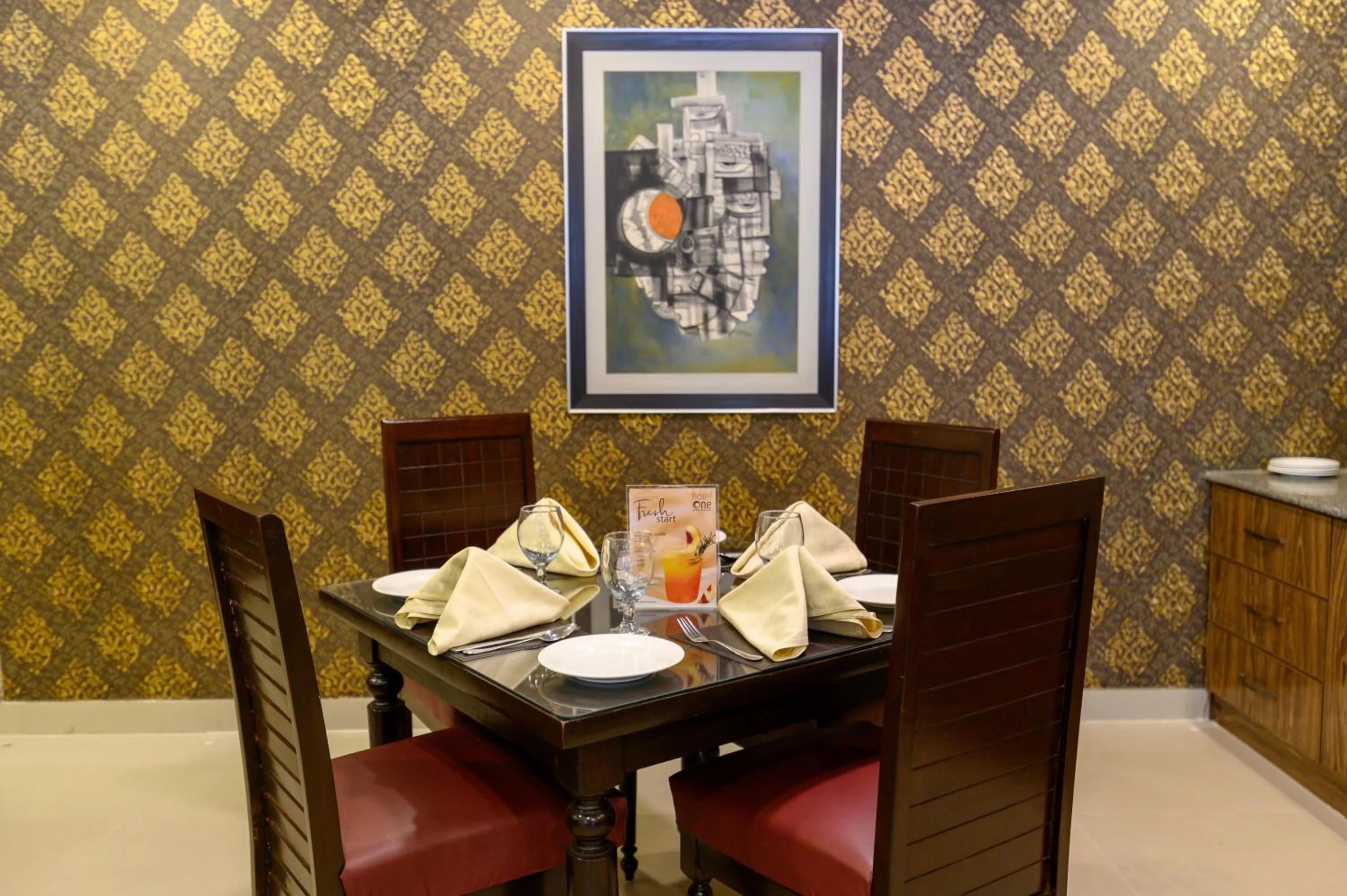 Restaurant/places to eat in Hotel One Jinnah, Islamabad