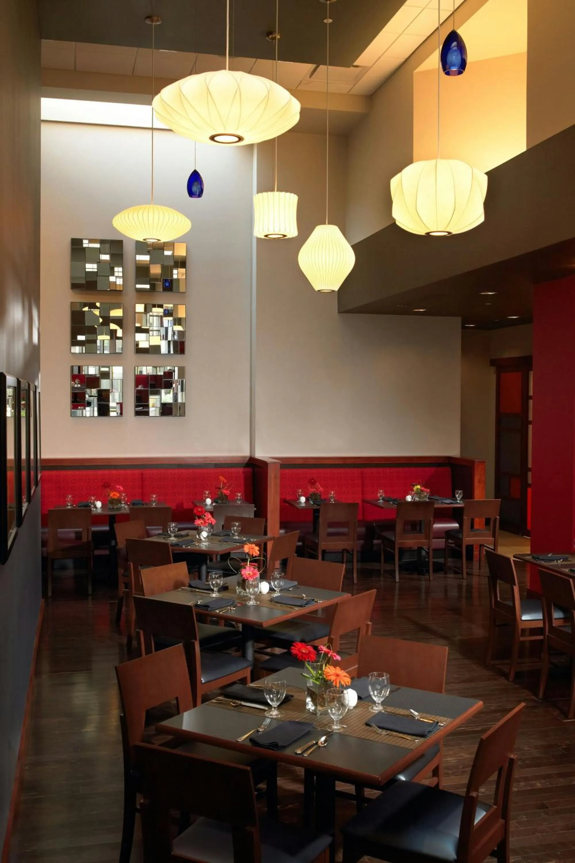 Restaurant/places to eat in Marriott Kansas City Overland Park