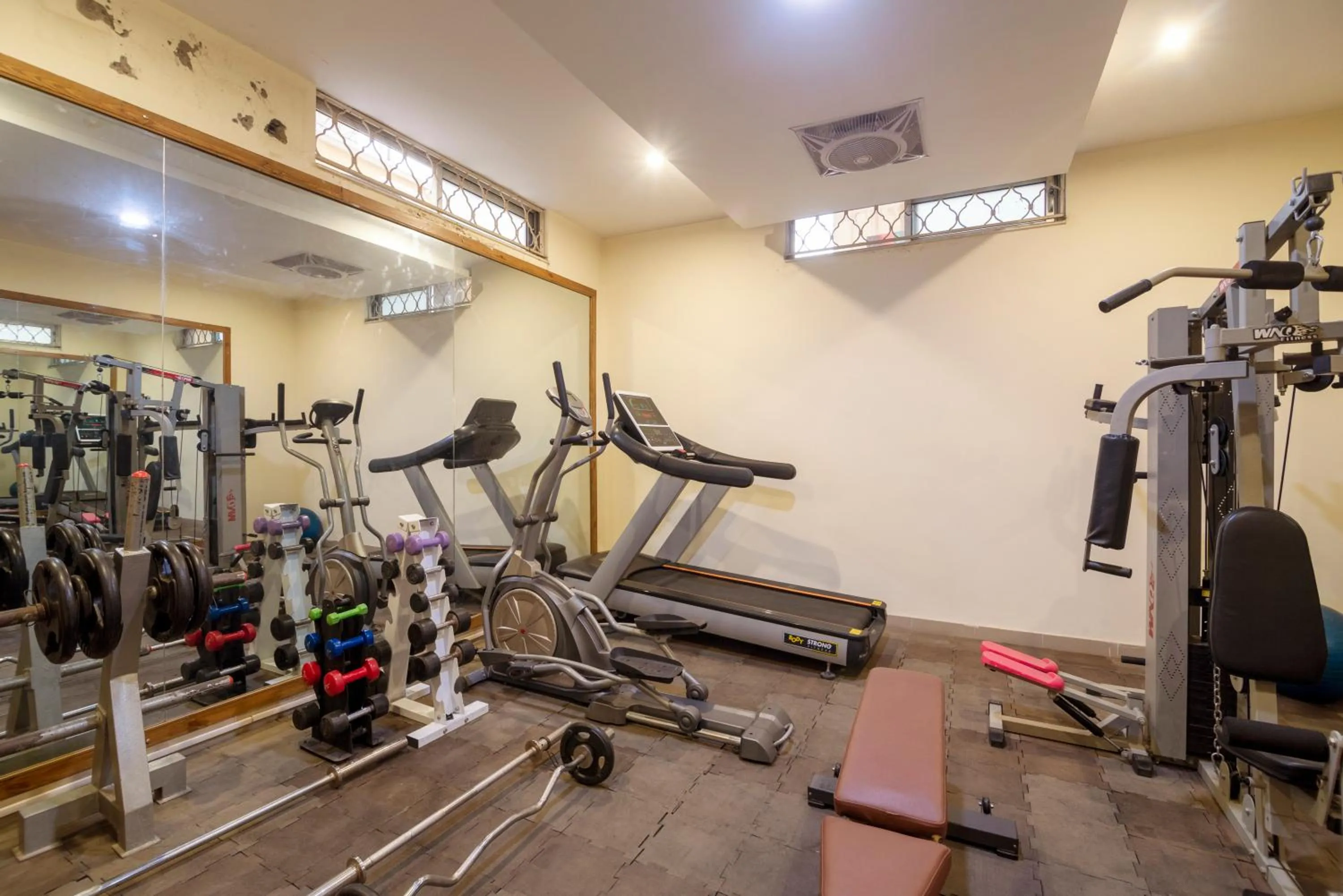 Fitness centre/facilities in Hotel One Tariq Road Multan