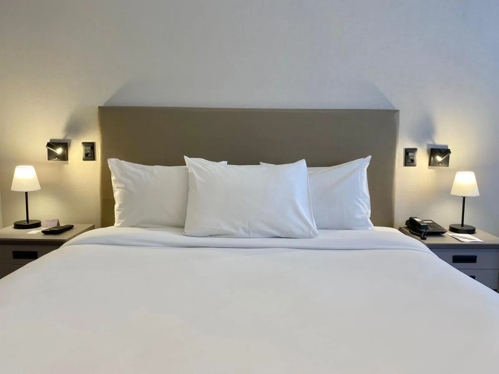 Bed in Radisson Alphaville