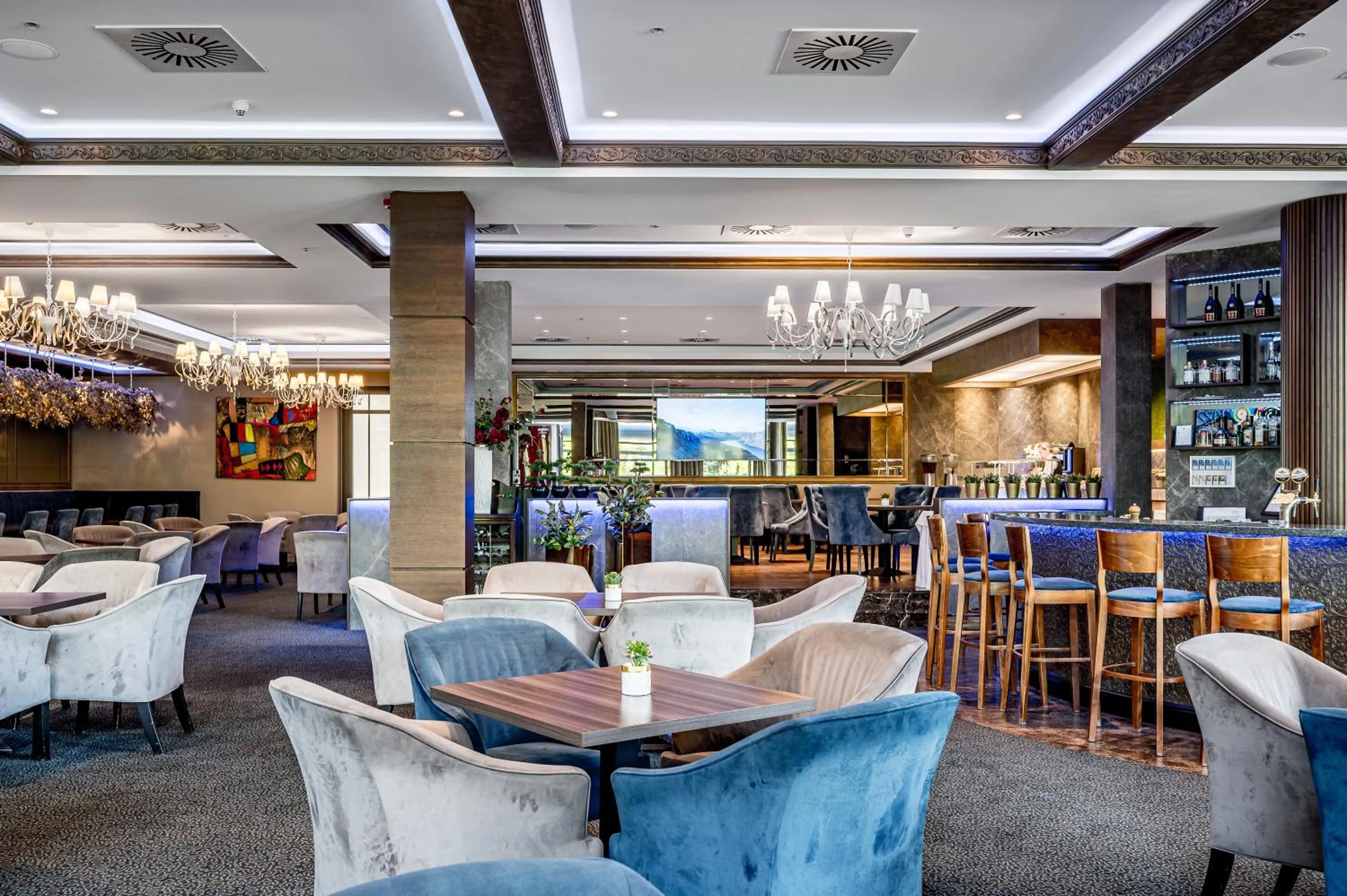 Restaurant/places to eat in VILNIUS PARK PLAZA HOTEL, Restaurant & Terrace, Panorama Bar, Conference & Banquet Center