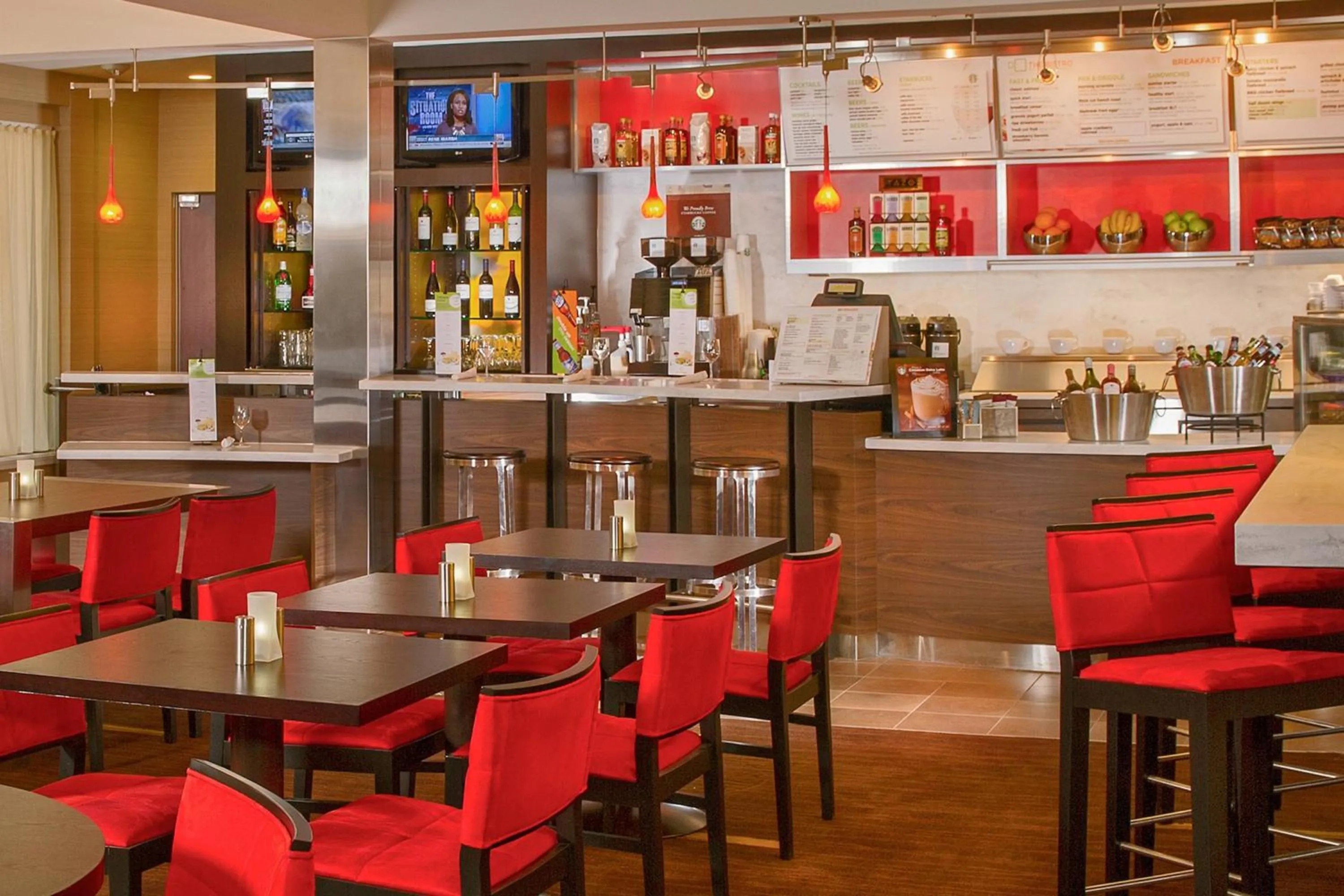 Restaurant/places to eat in Courtyard Manassas Battlefield Park