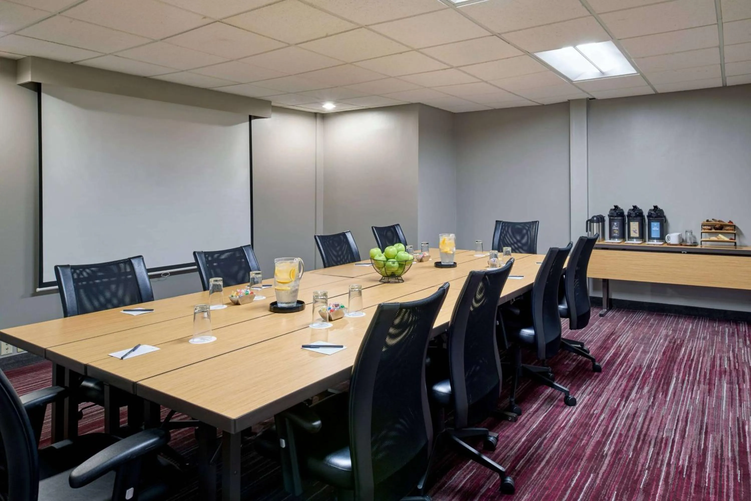 View (from property/room) in Sonesta Select Minneapolis Eden Prairie