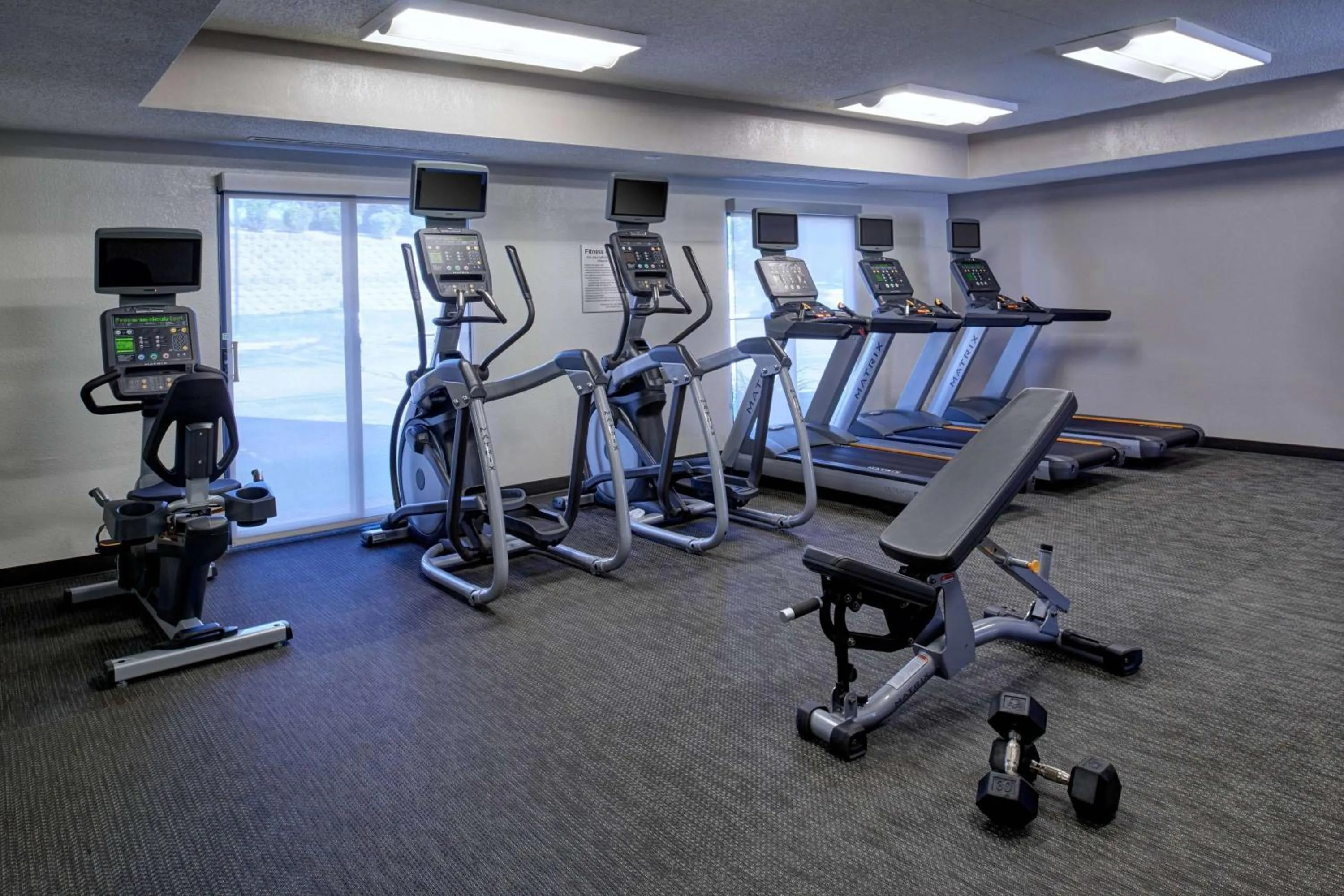 Fitness centre/facilities in Sonesta Select Minneapolis Eden Prairie