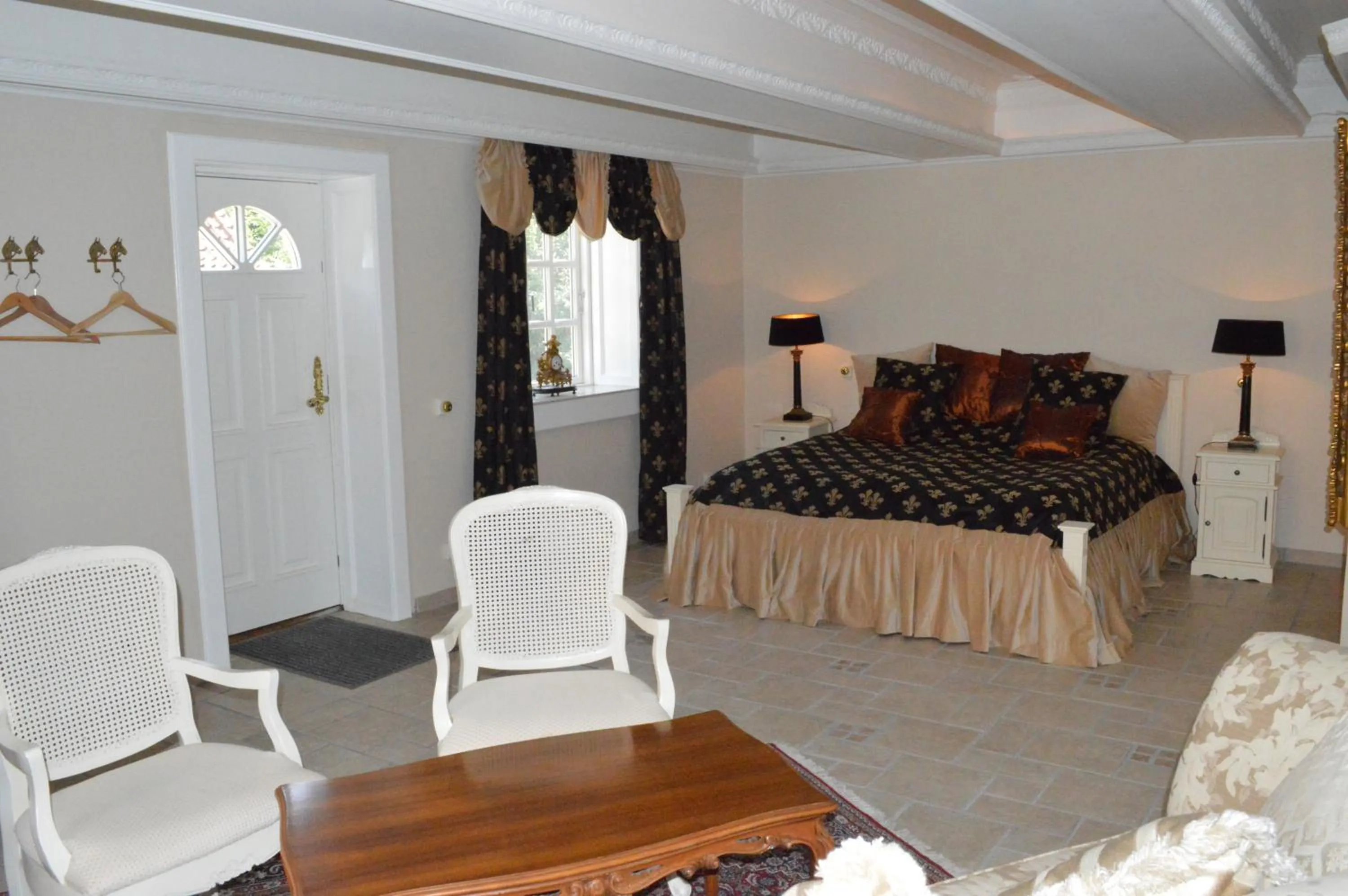 Bed in Skrøbelev Gods Manor House