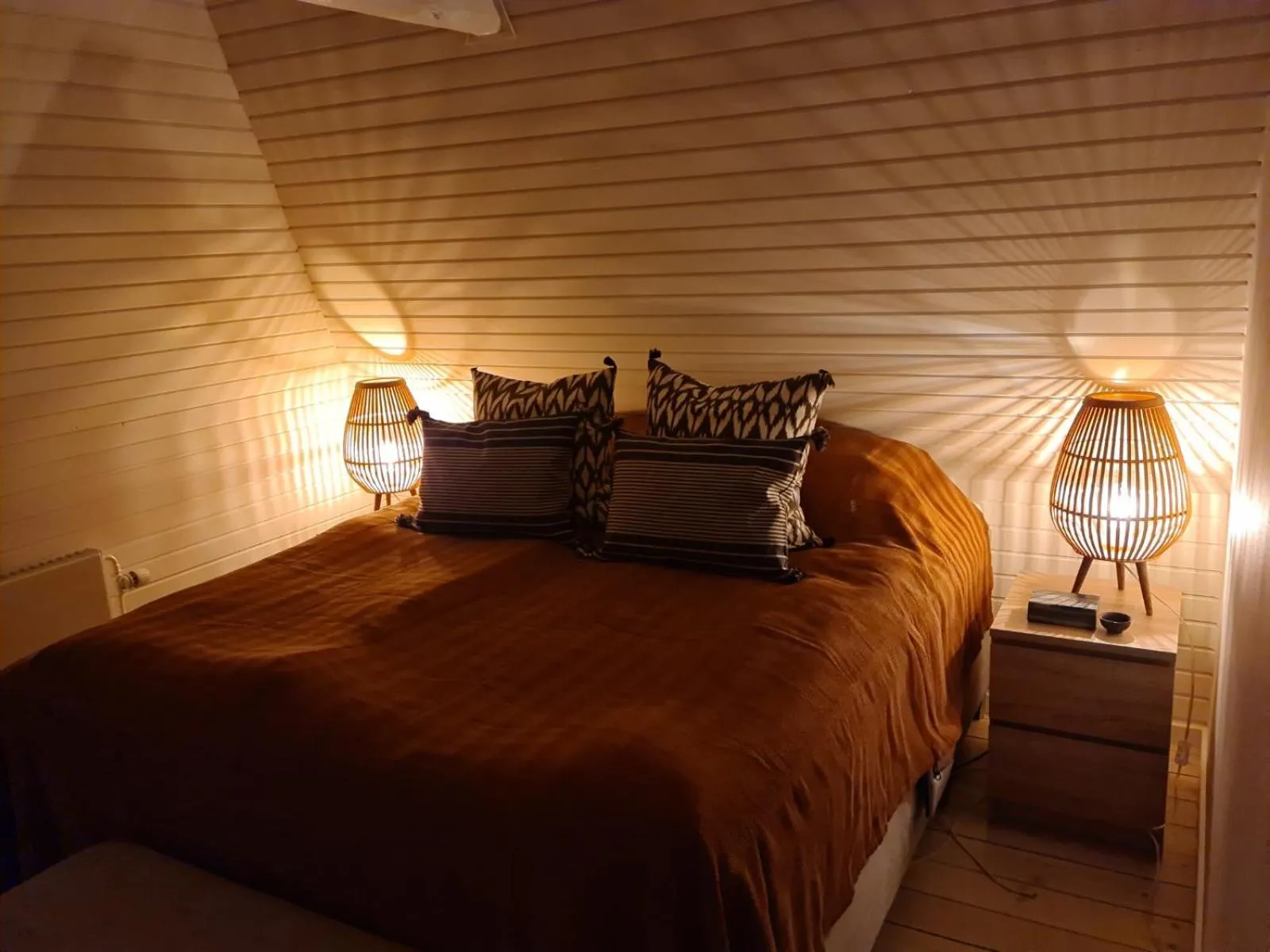 Bed in Skrøbelev Gods Manor House