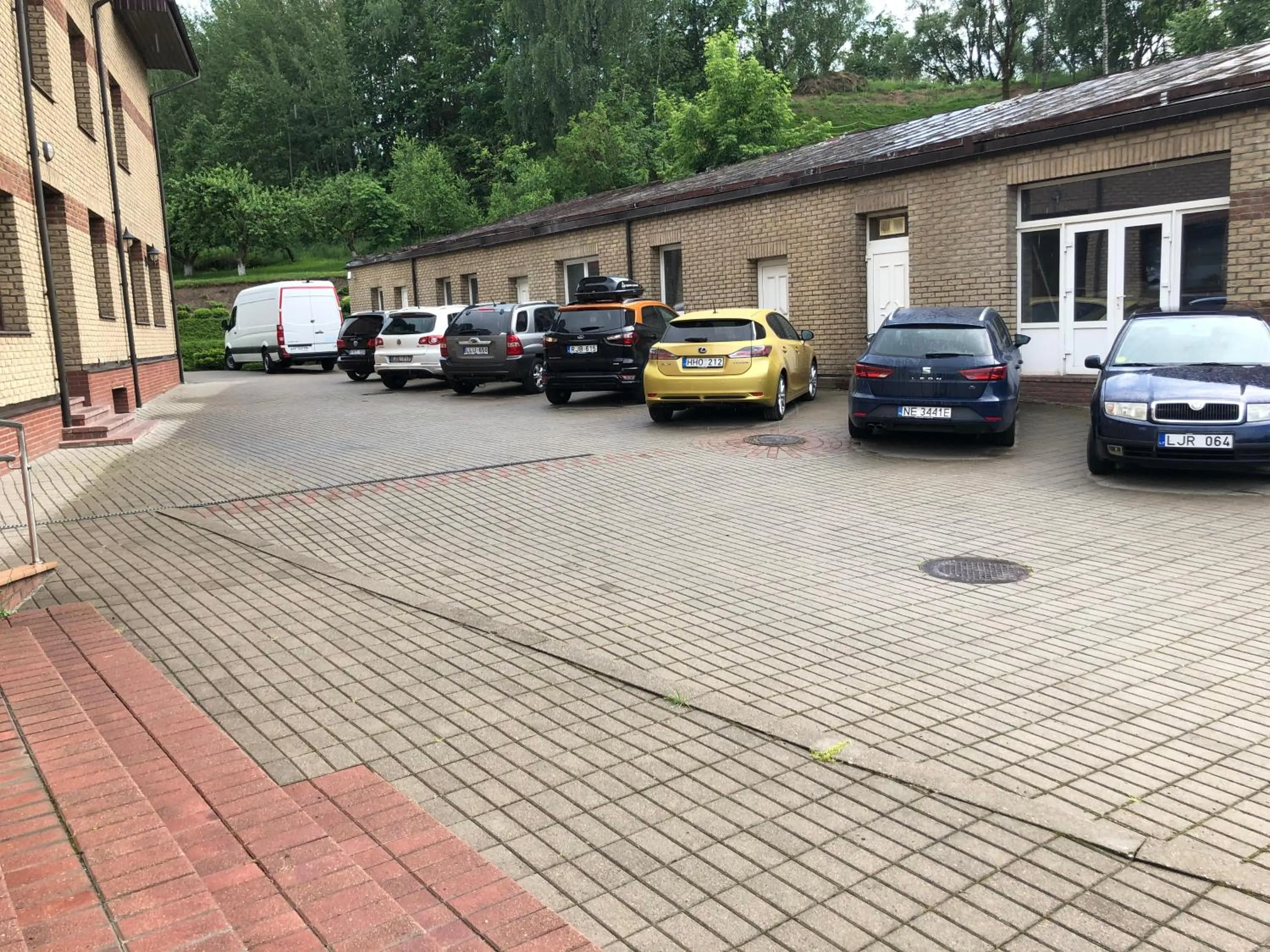 Parking in Amicus Hotel