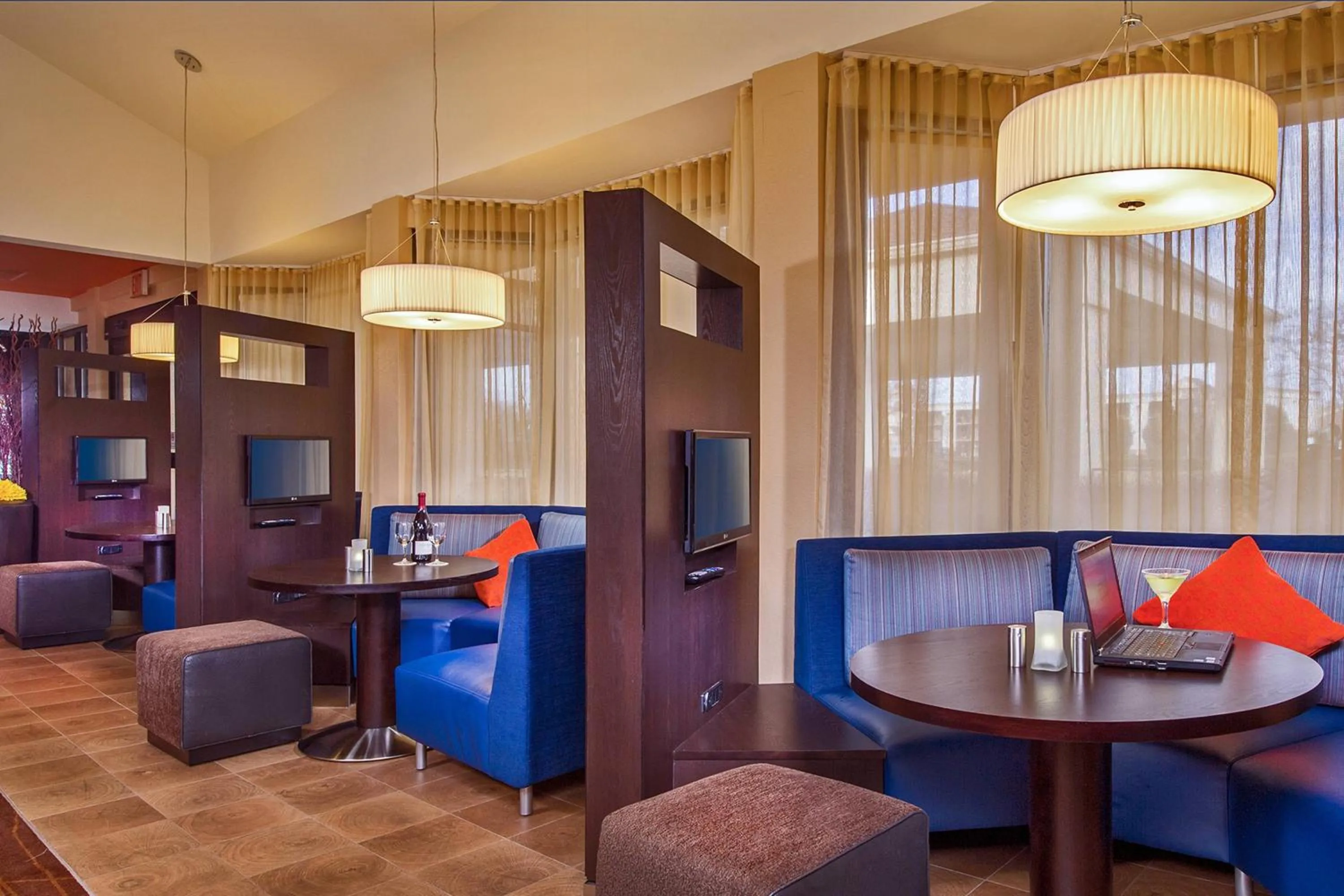 Other in Courtyard Hampton