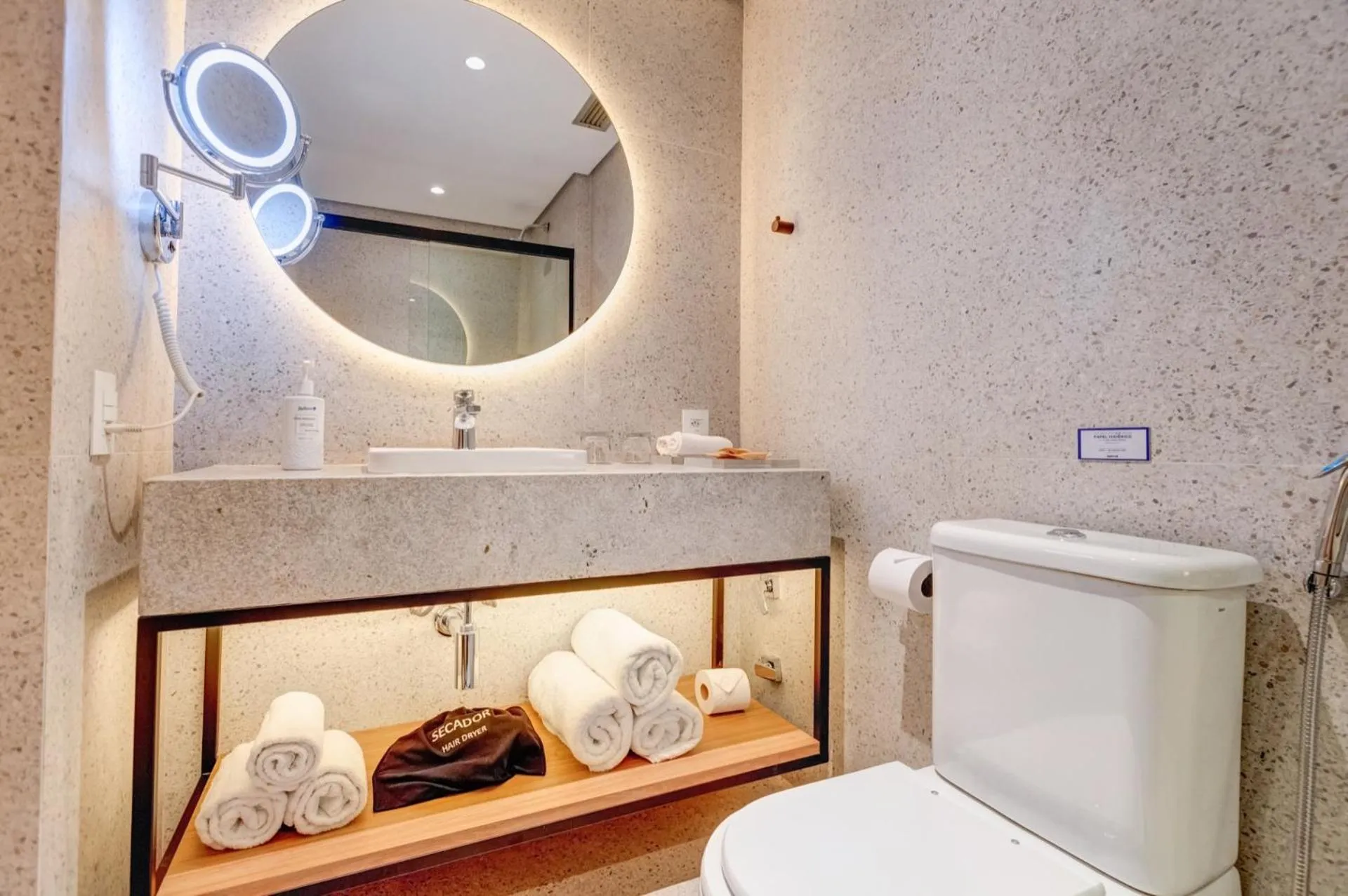 Bathroom in Radisson Blu São Paulo