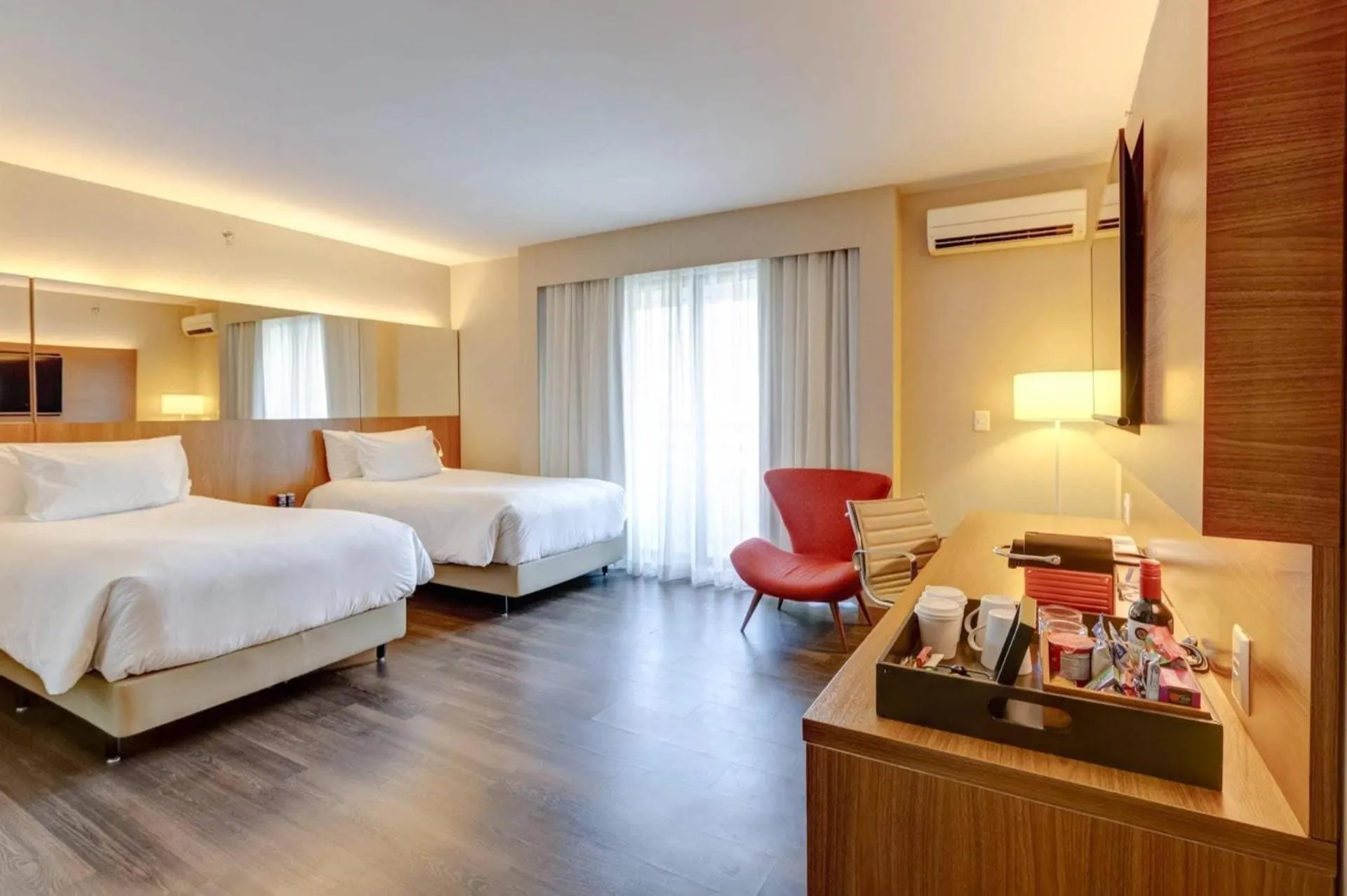 Bedroom, Bed in Radisson Blu São Paulo