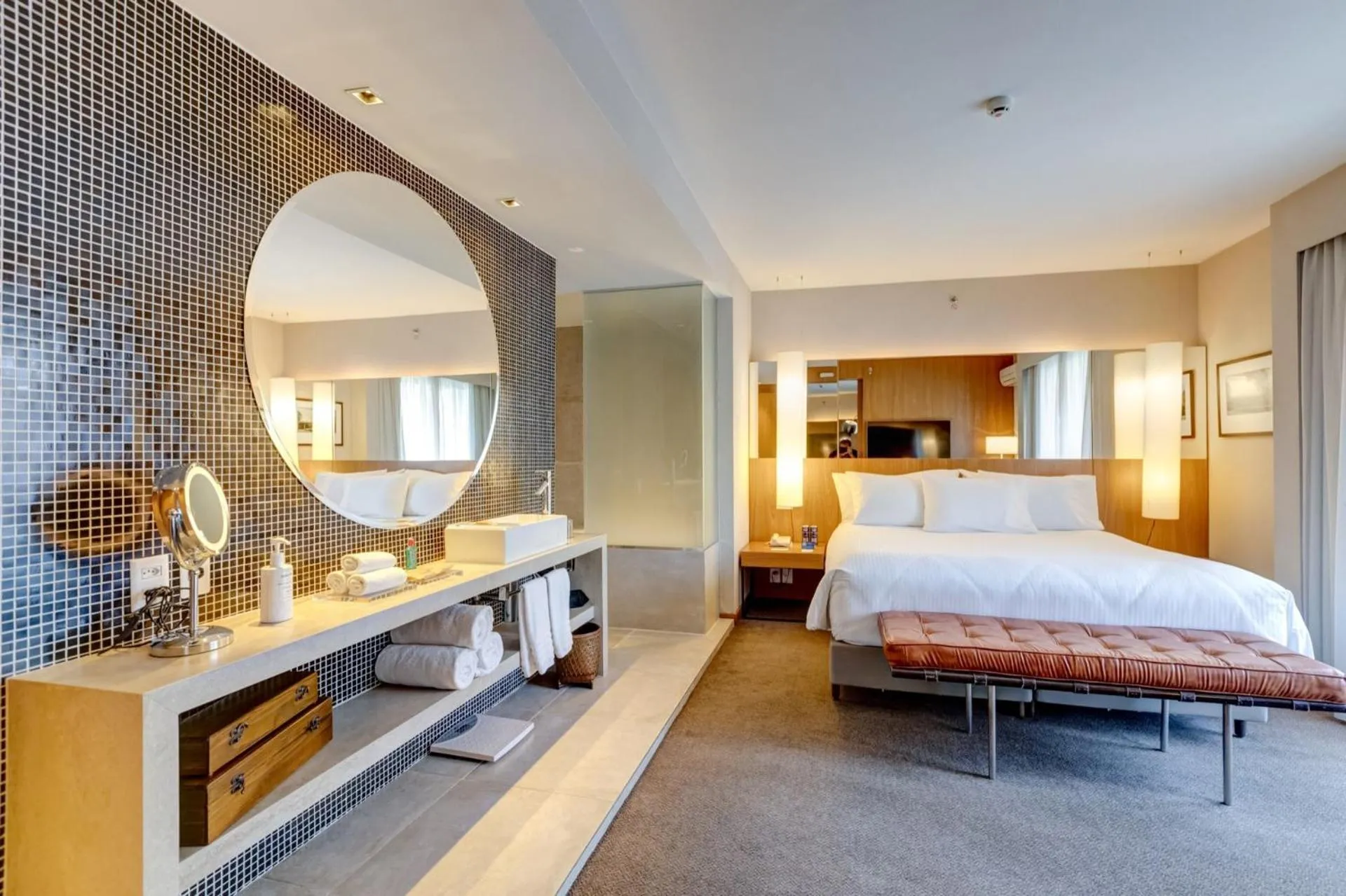 Bed in Radisson Blu São Paulo