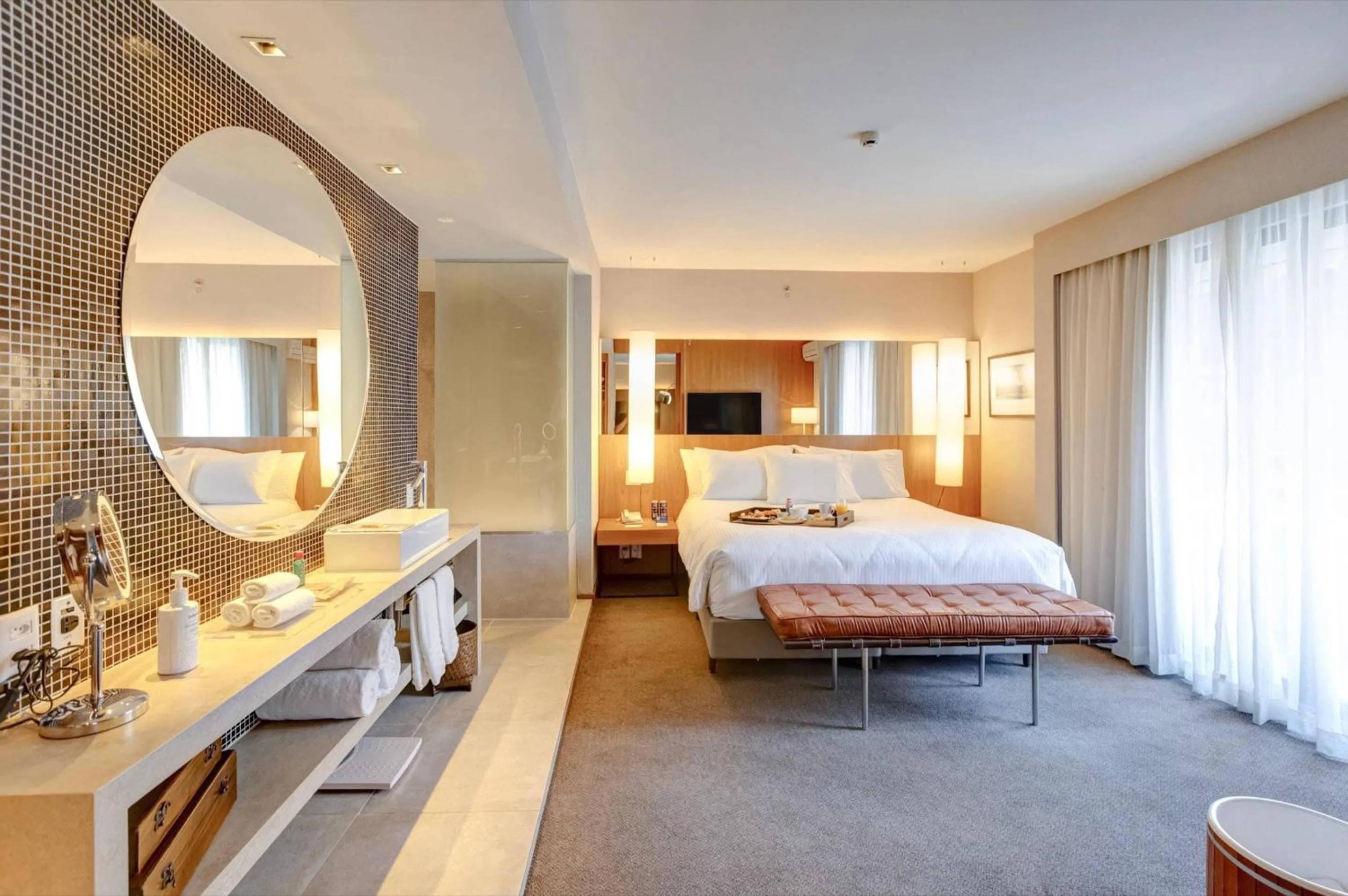 Bedroom, Bed in Radisson Blu São Paulo