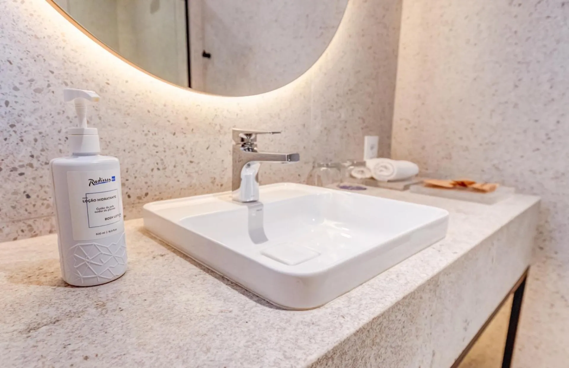 Bathroom in Radisson Blu São Paulo