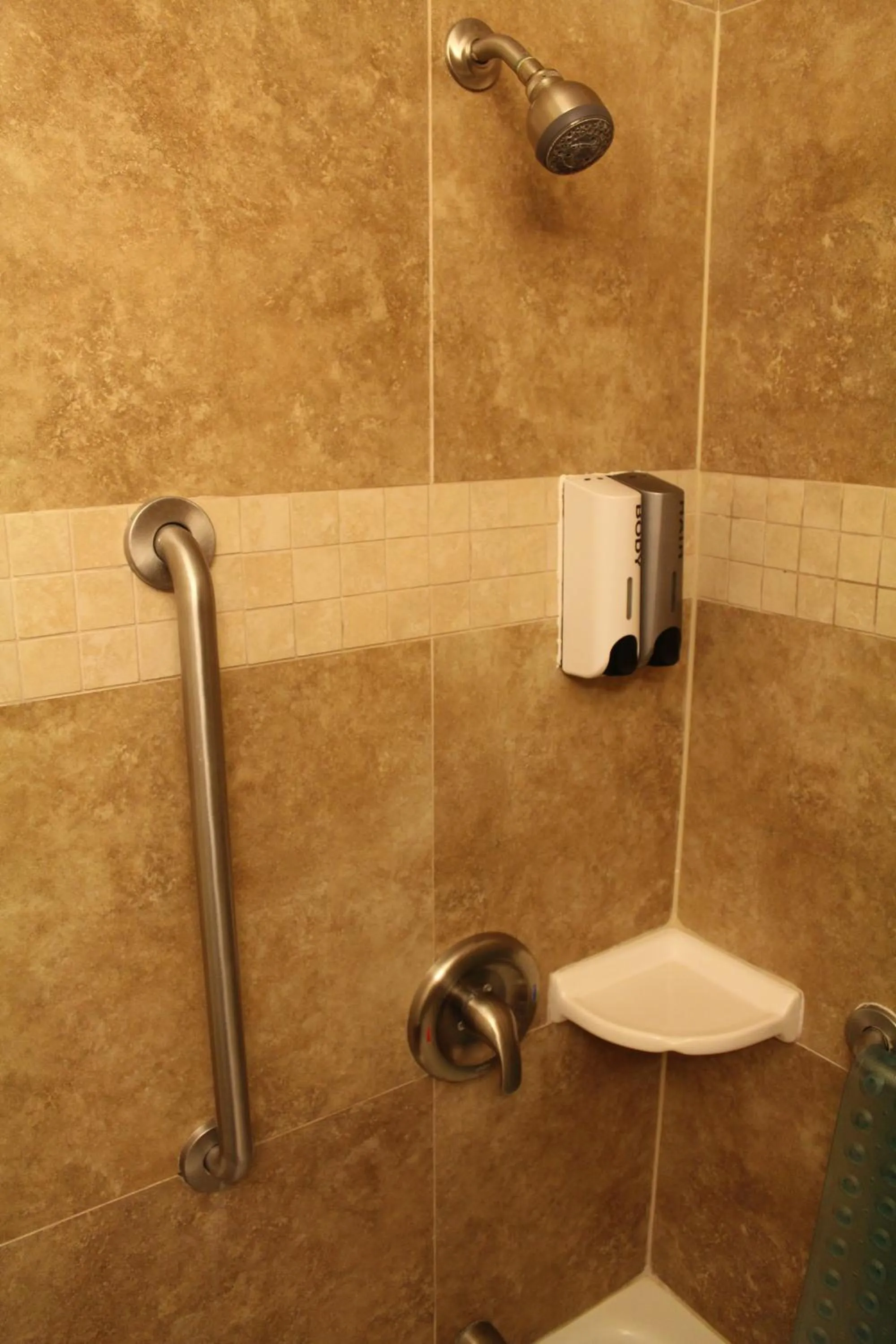 Bathroom in Riverside Inn & Suites Santa Cruz