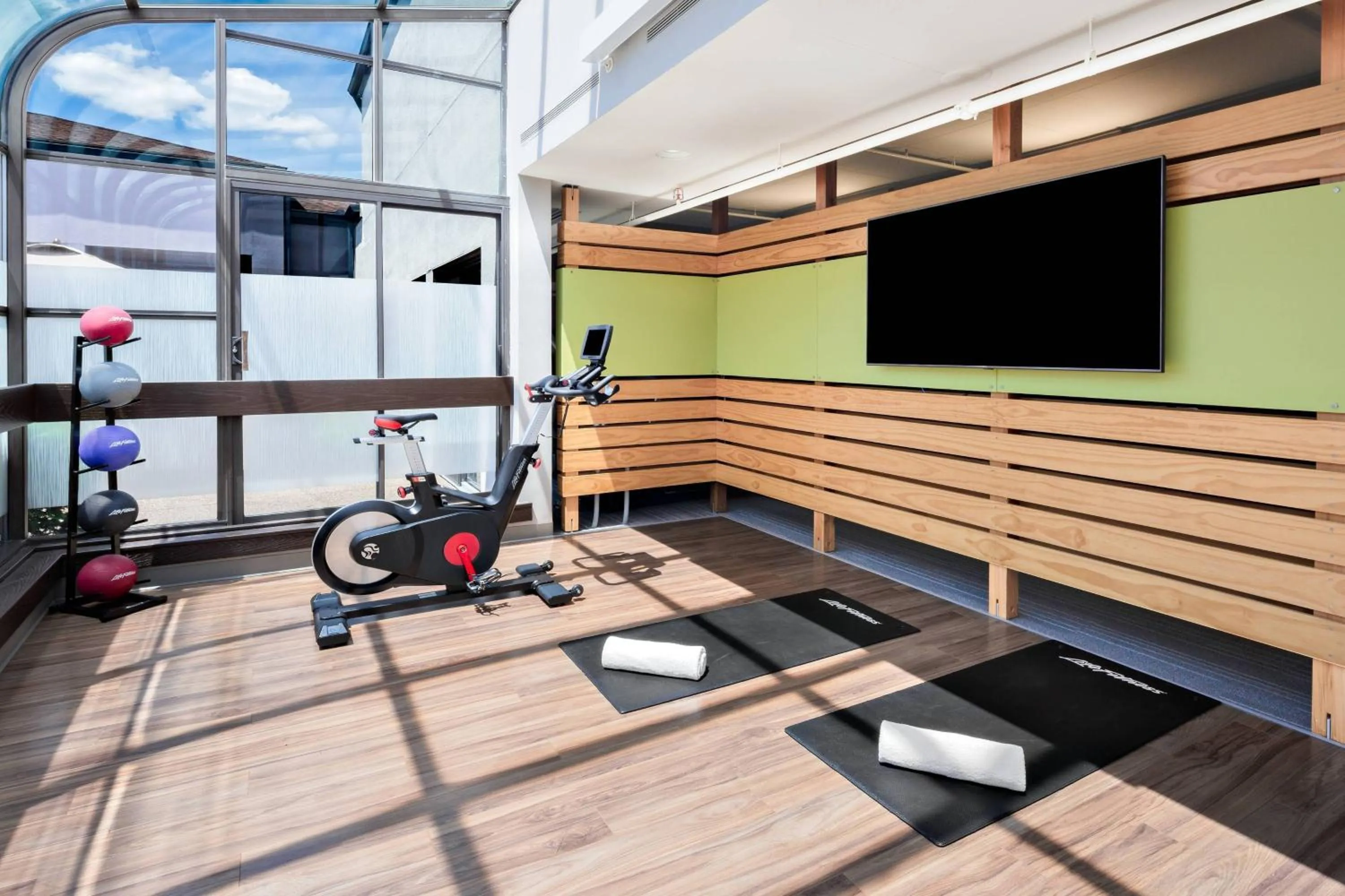 Fitness centre/facilities in Courtyard by Marriott Pittsburgh Airport