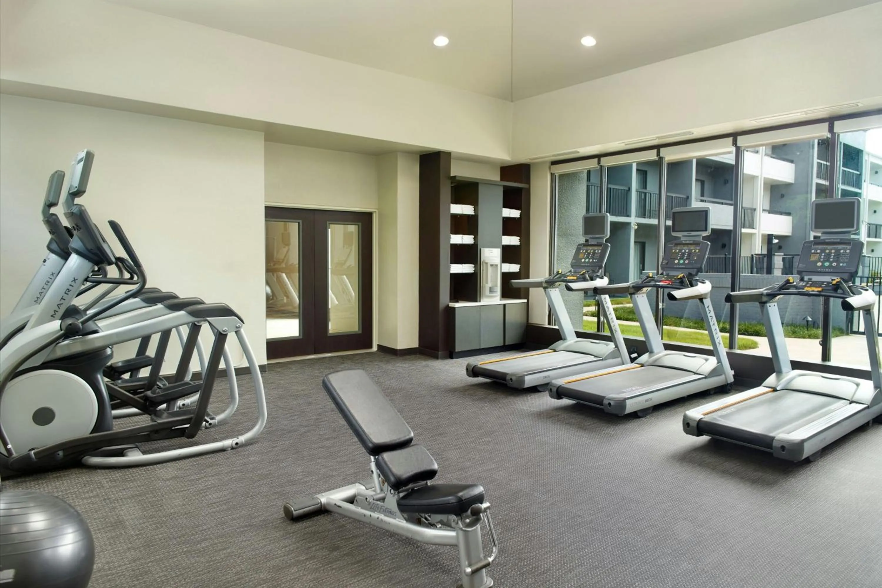 Fitness centre/facilities in Courtyard by Marriott Raleigh Cary