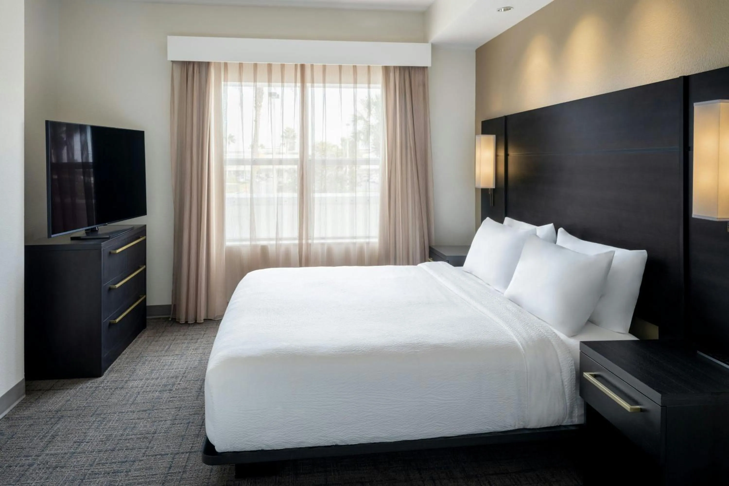 Photo of the whole room, Bed in Residence Inn Melbourne