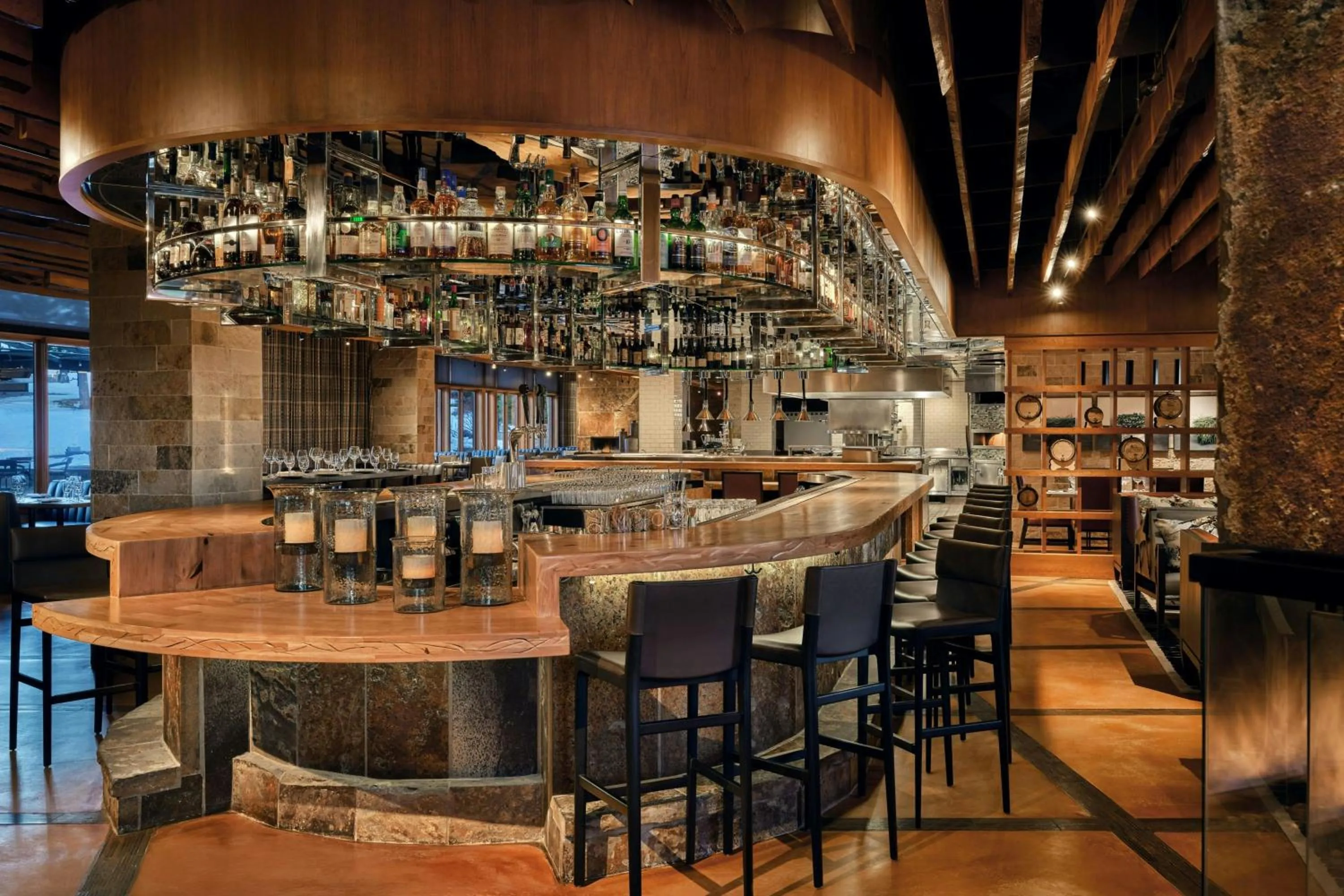 Lounge or bar in The Ritz-Carlton, Lake Tahoe