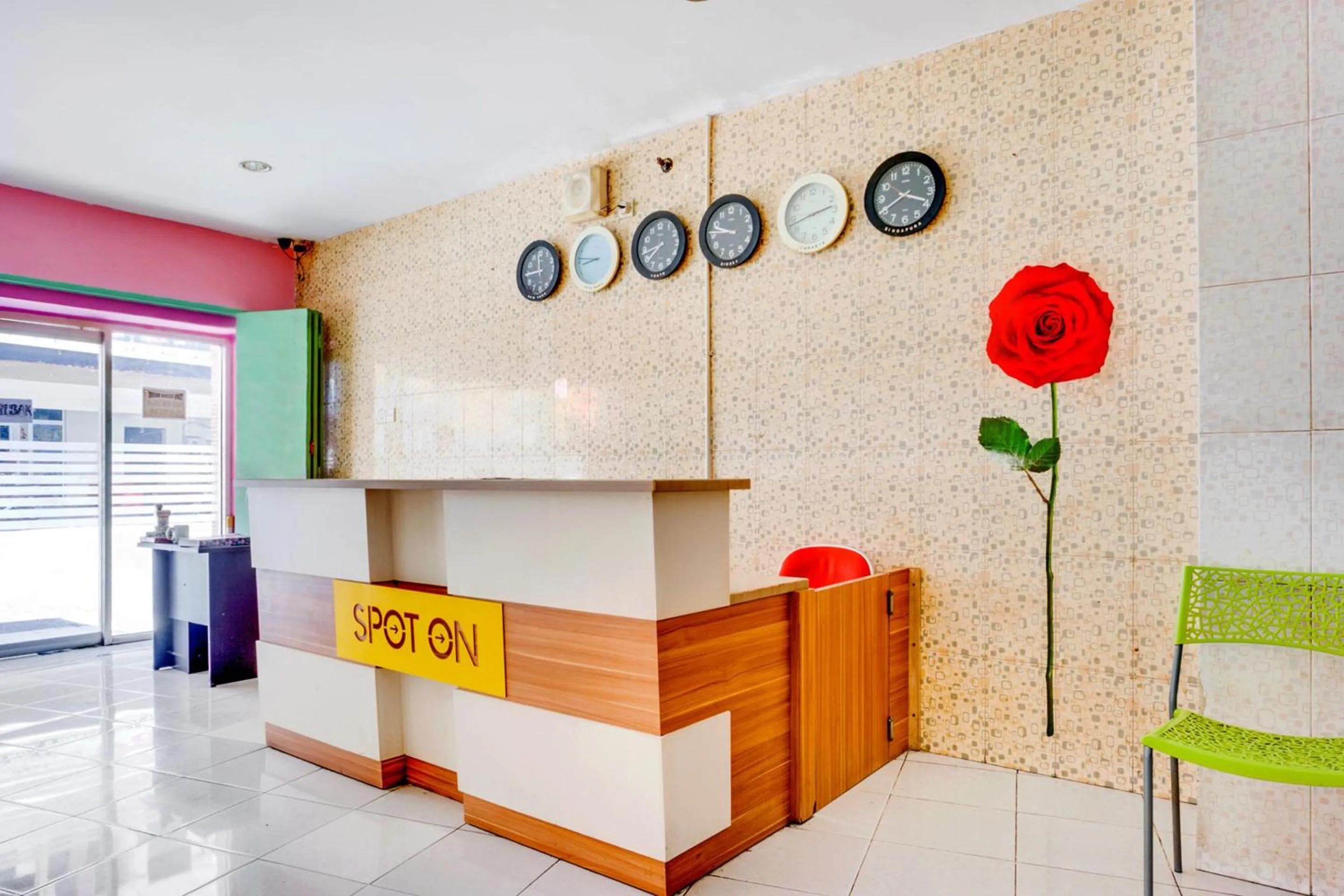 Lobby or reception in Hotel O Wisma Jampea