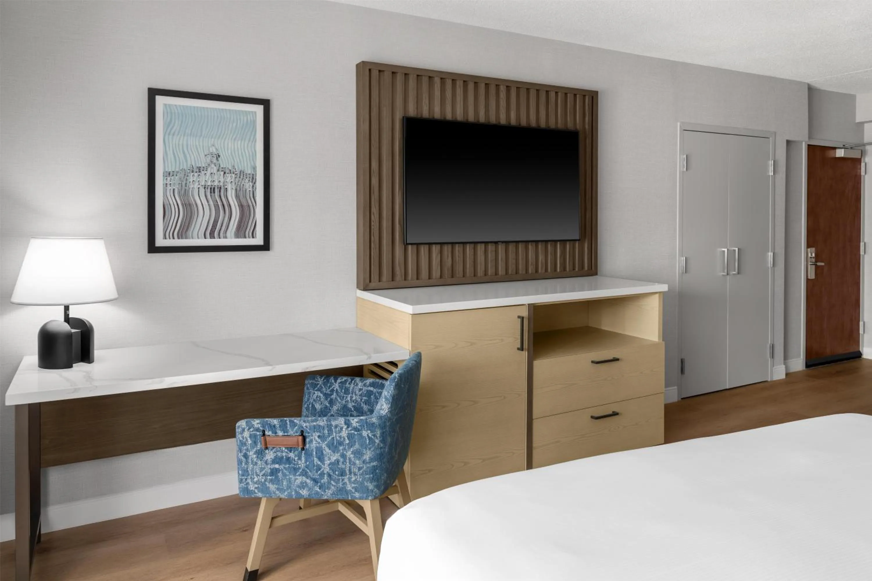 Bedroom, Bed in DoubleTree by Hilton Hotel South Bend