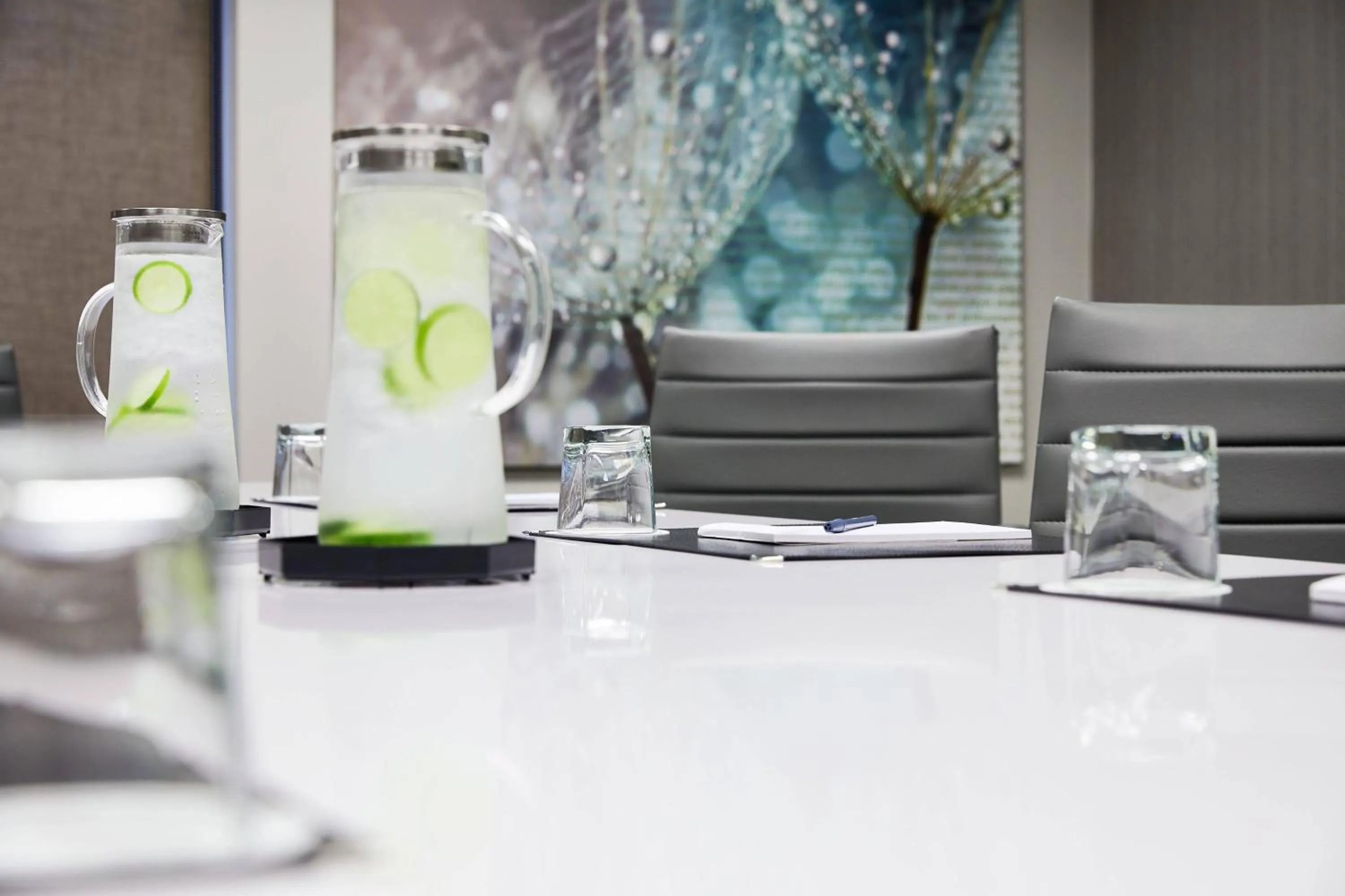 Meeting/conference room in SpringHill Suites St. Louis Brentwood