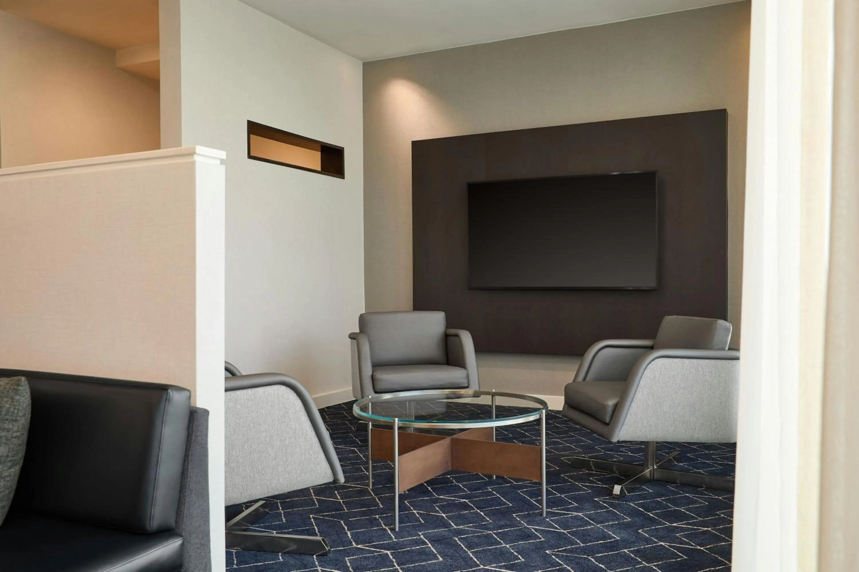 Lobby or reception in Courtyard St. Louis Creve Coeur