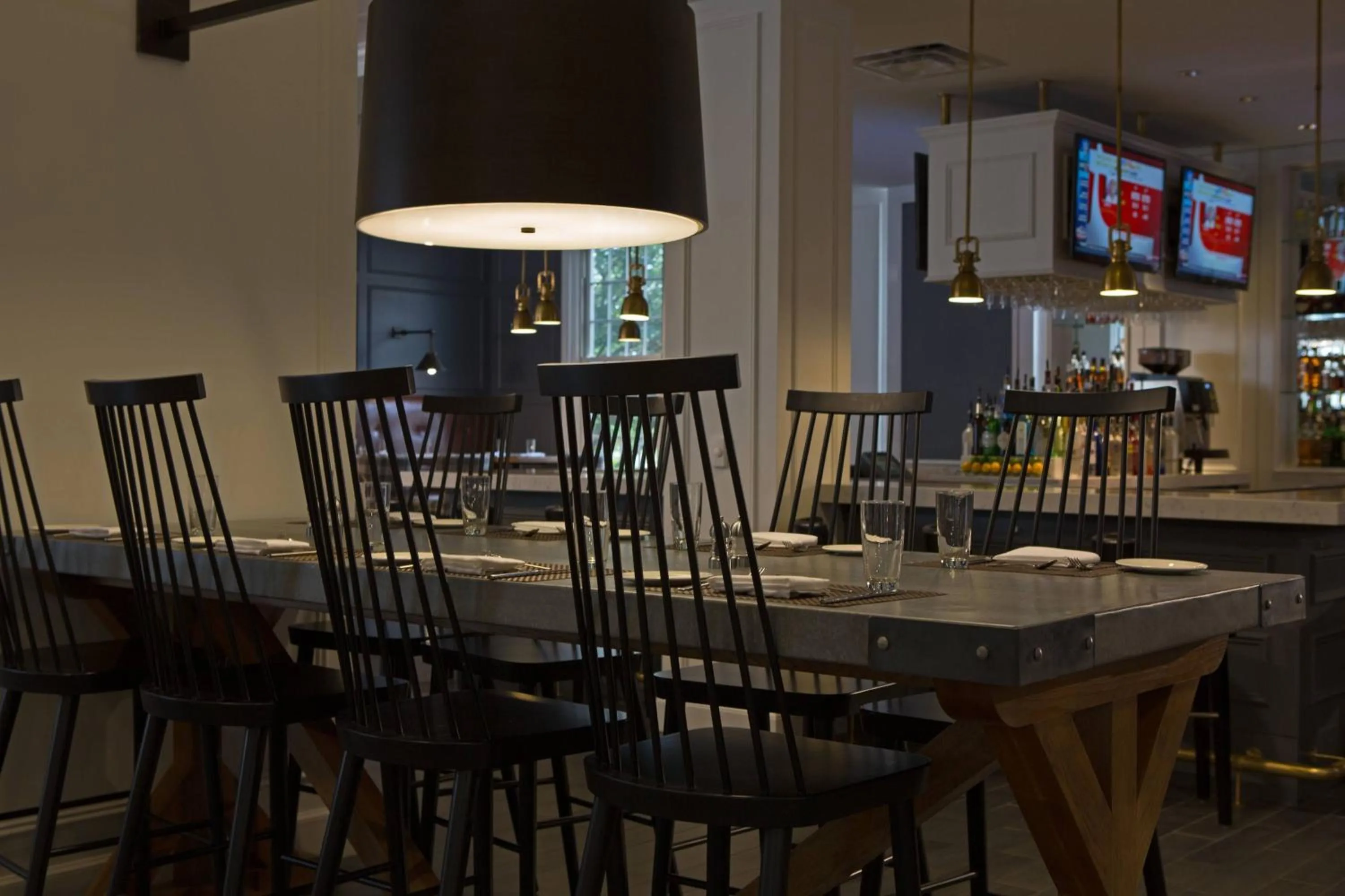 Restaurant/places to eat in College Park Marriott Hotel & Conference Center