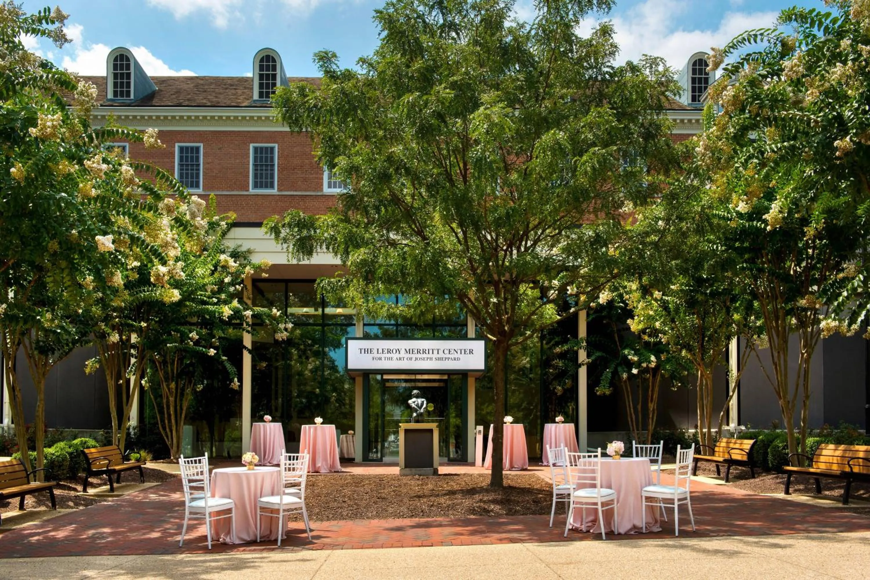 Lobby or reception in College Park Marriott Hotel & Conference Center