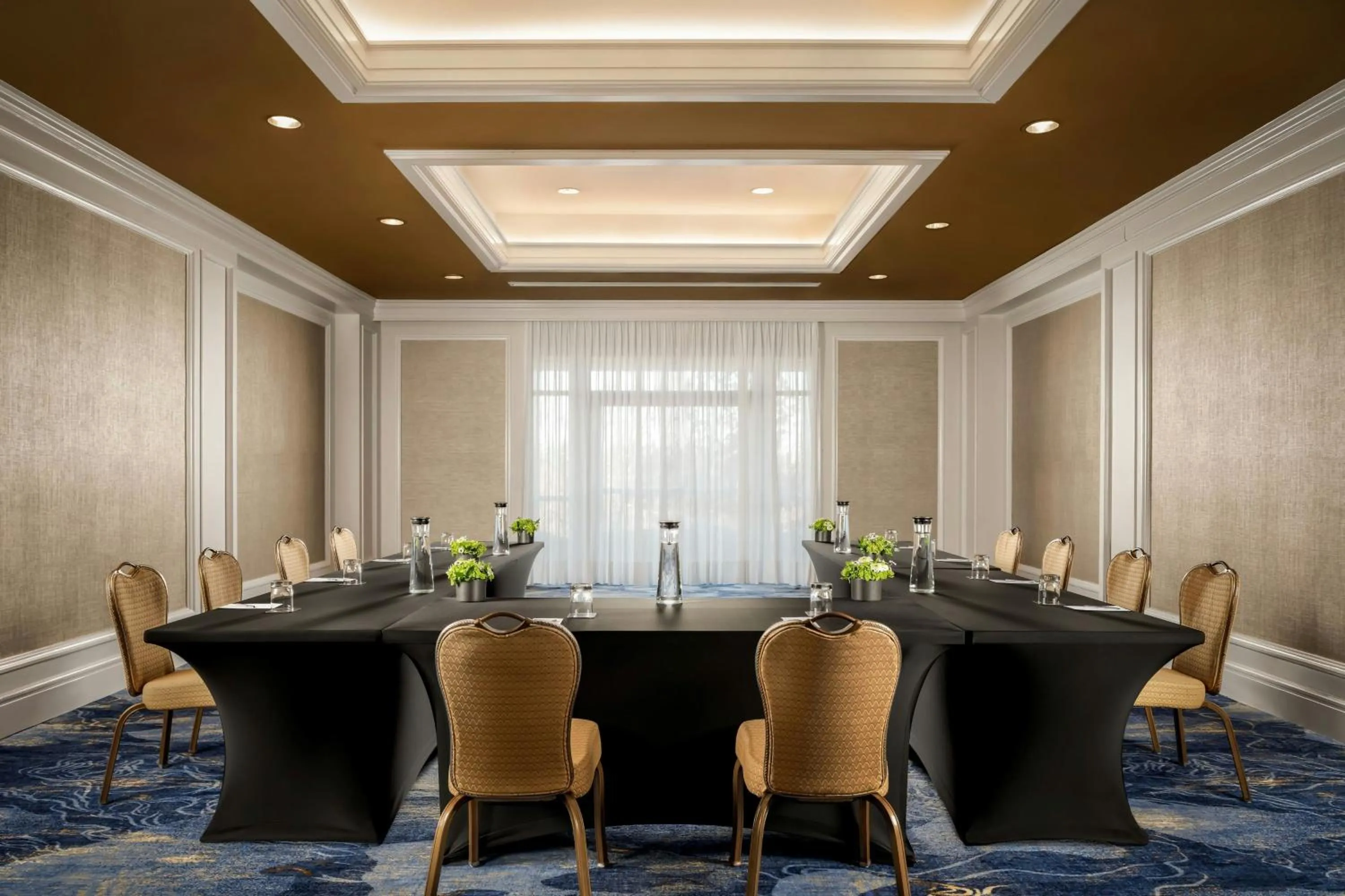 Meeting/conference room in JW Marriott The Rosseau Muskoka Resort & Spa