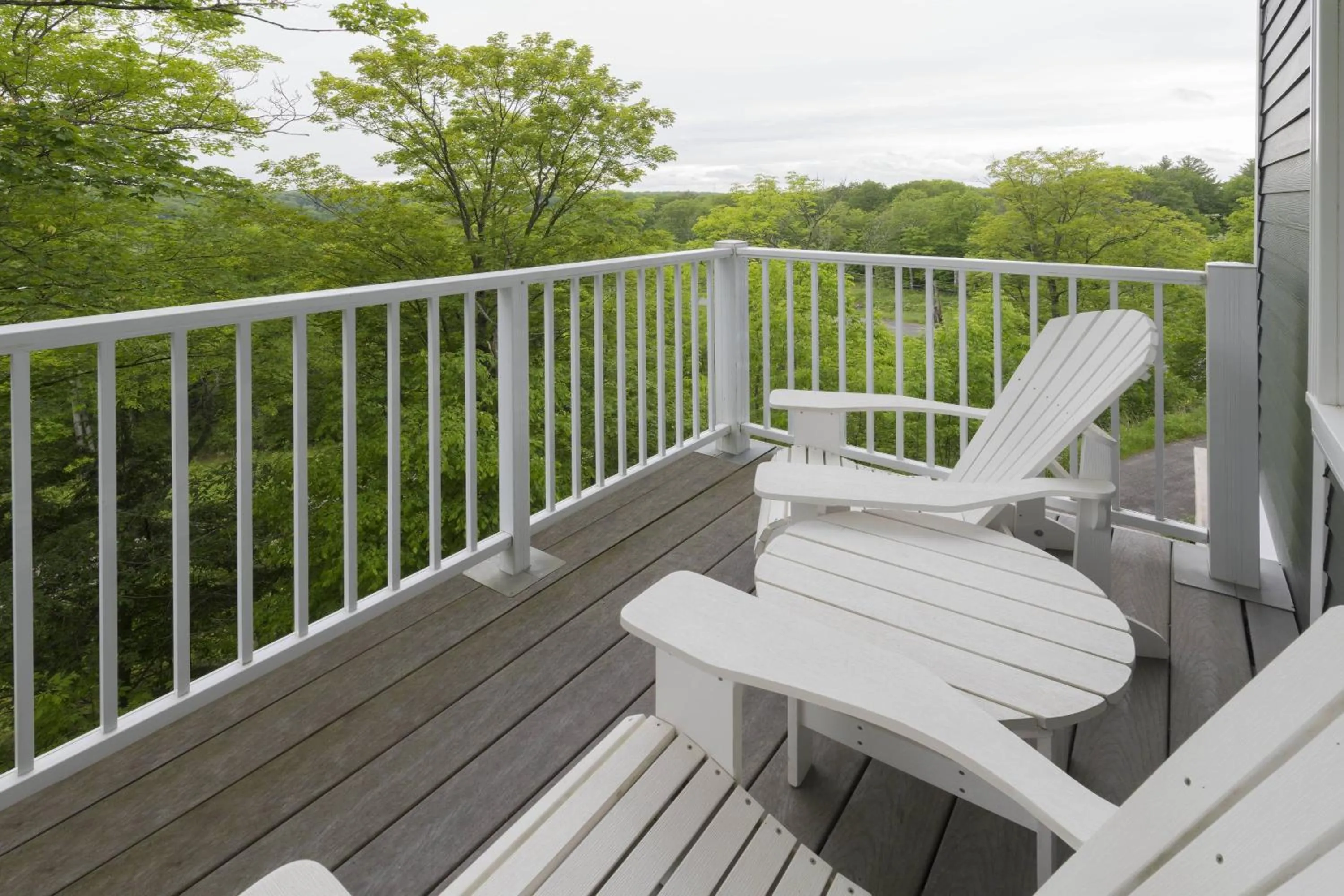 Photo of the whole room in JW Marriott The Rosseau Muskoka Resort & Spa