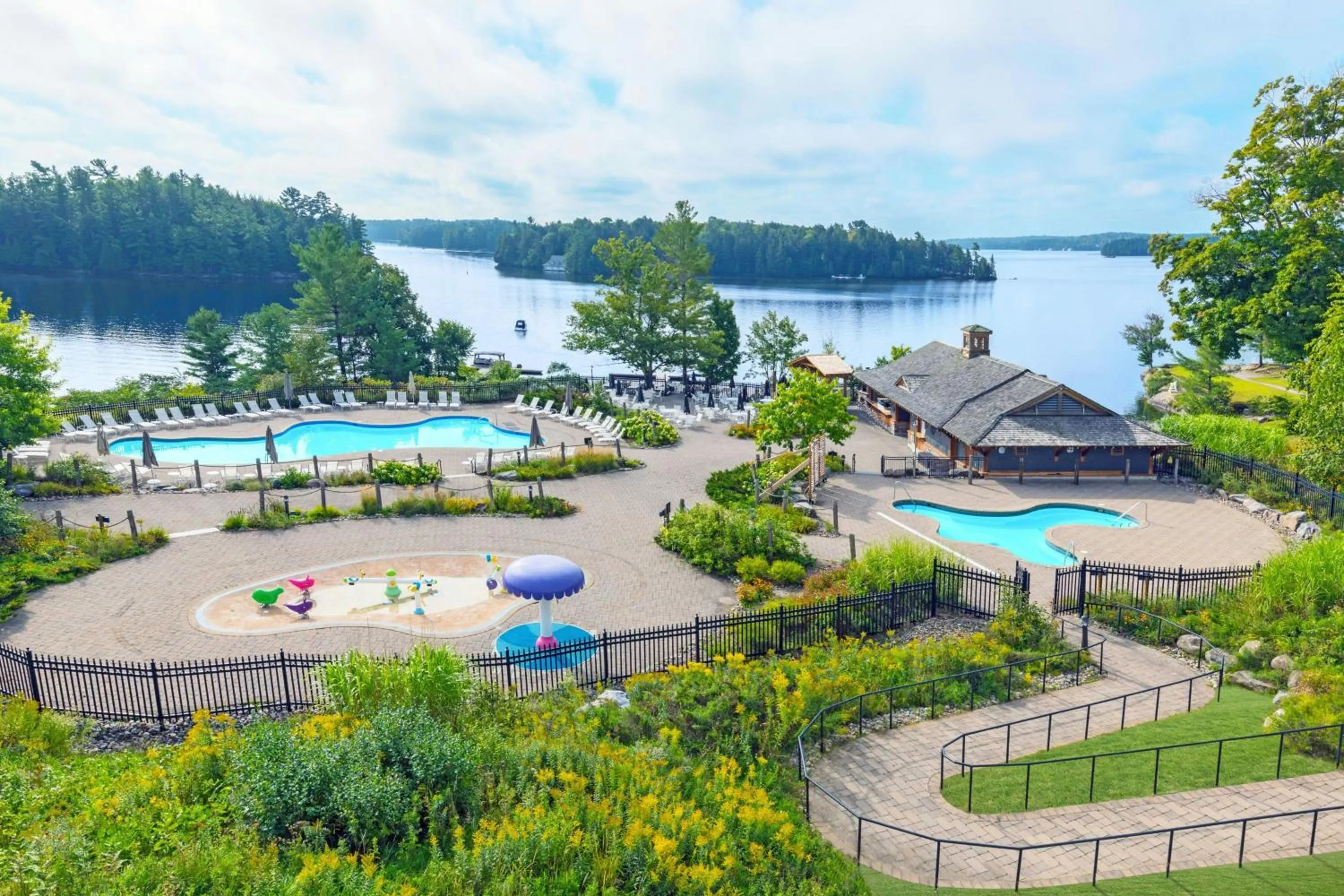 Swimming pool in JW Marriott The Rosseau Muskoka Resort & Spa