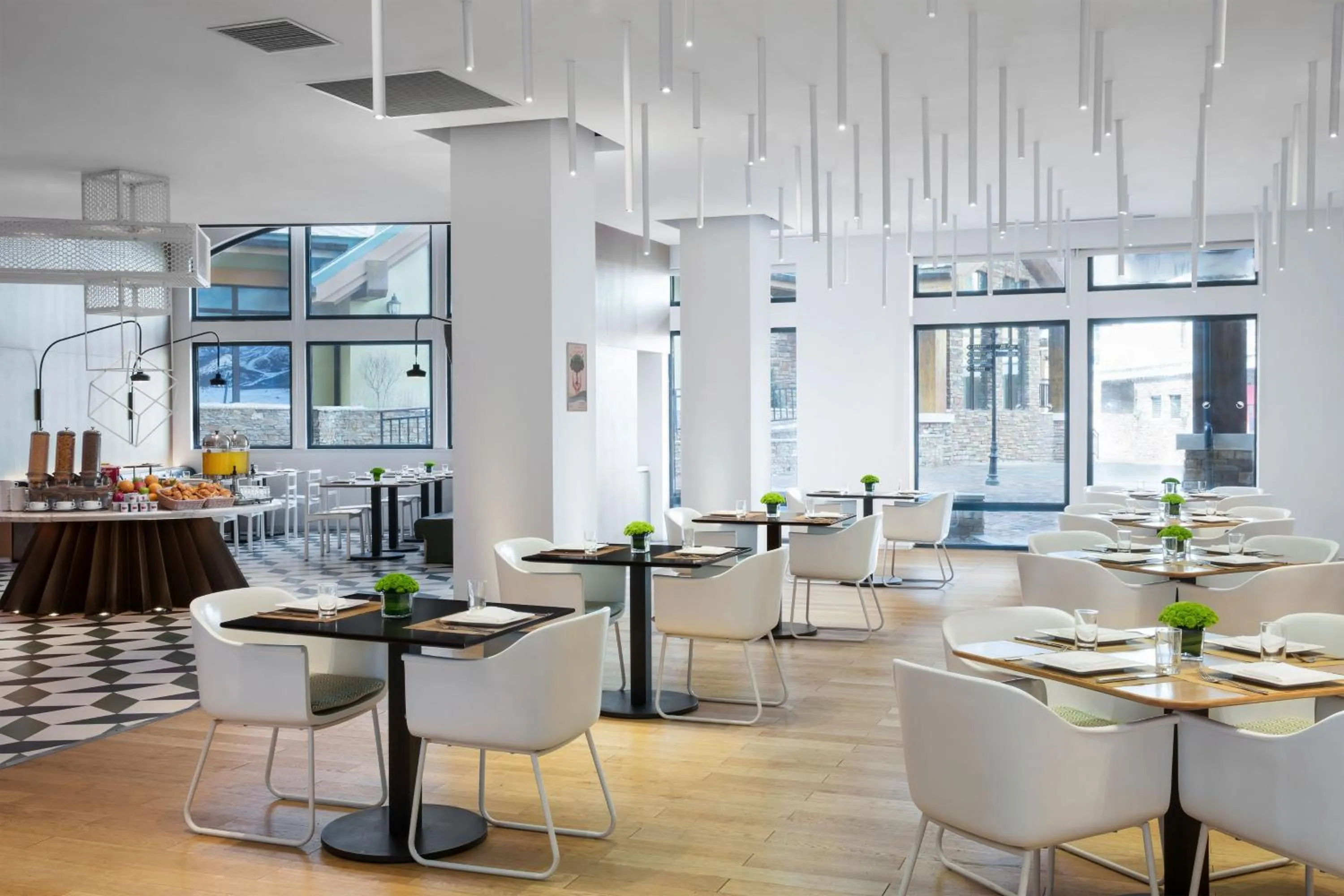 Restaurant/places to eat in Element Chongli