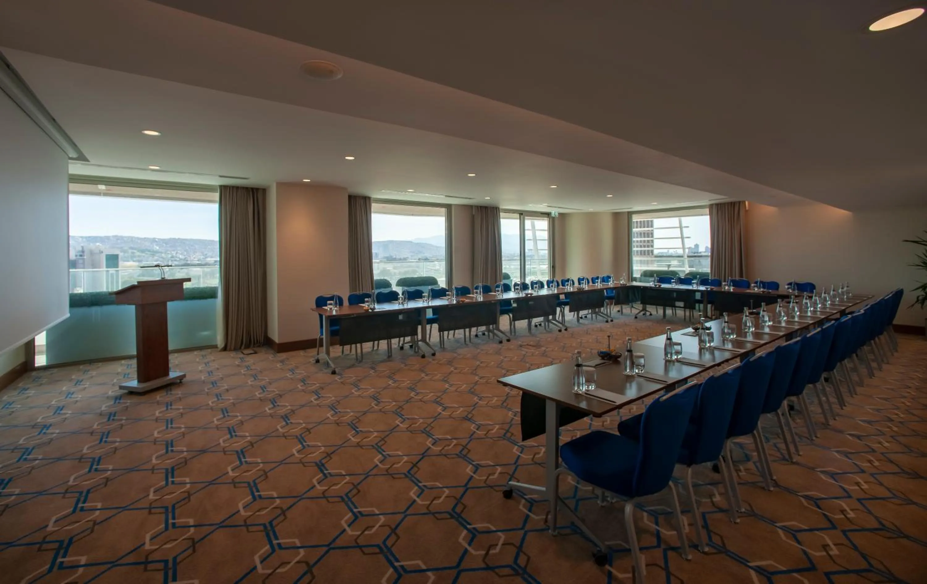Meeting/conference room in Four Points by Sheraton Izmir