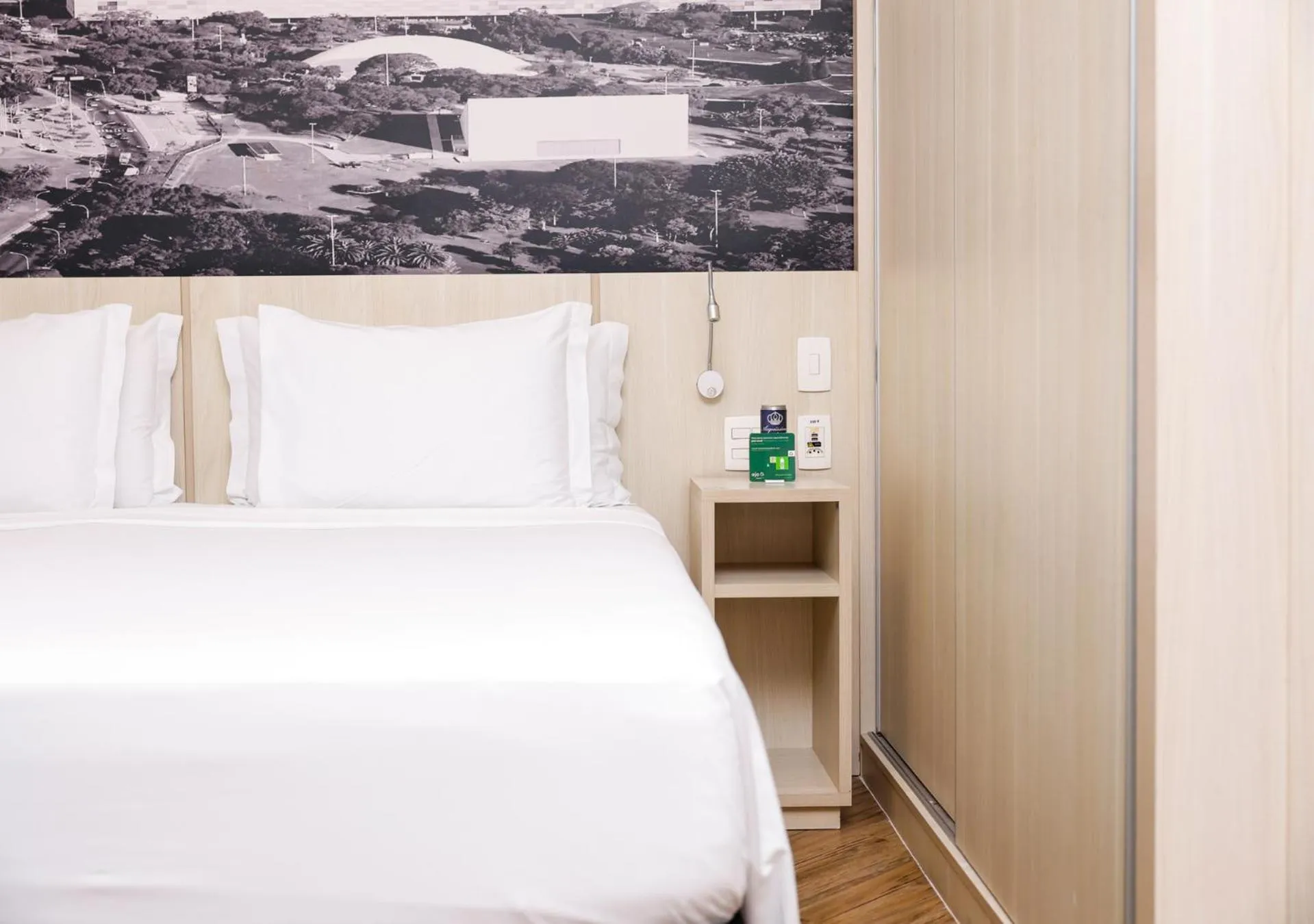 Bed in Radisson Oscar Freire