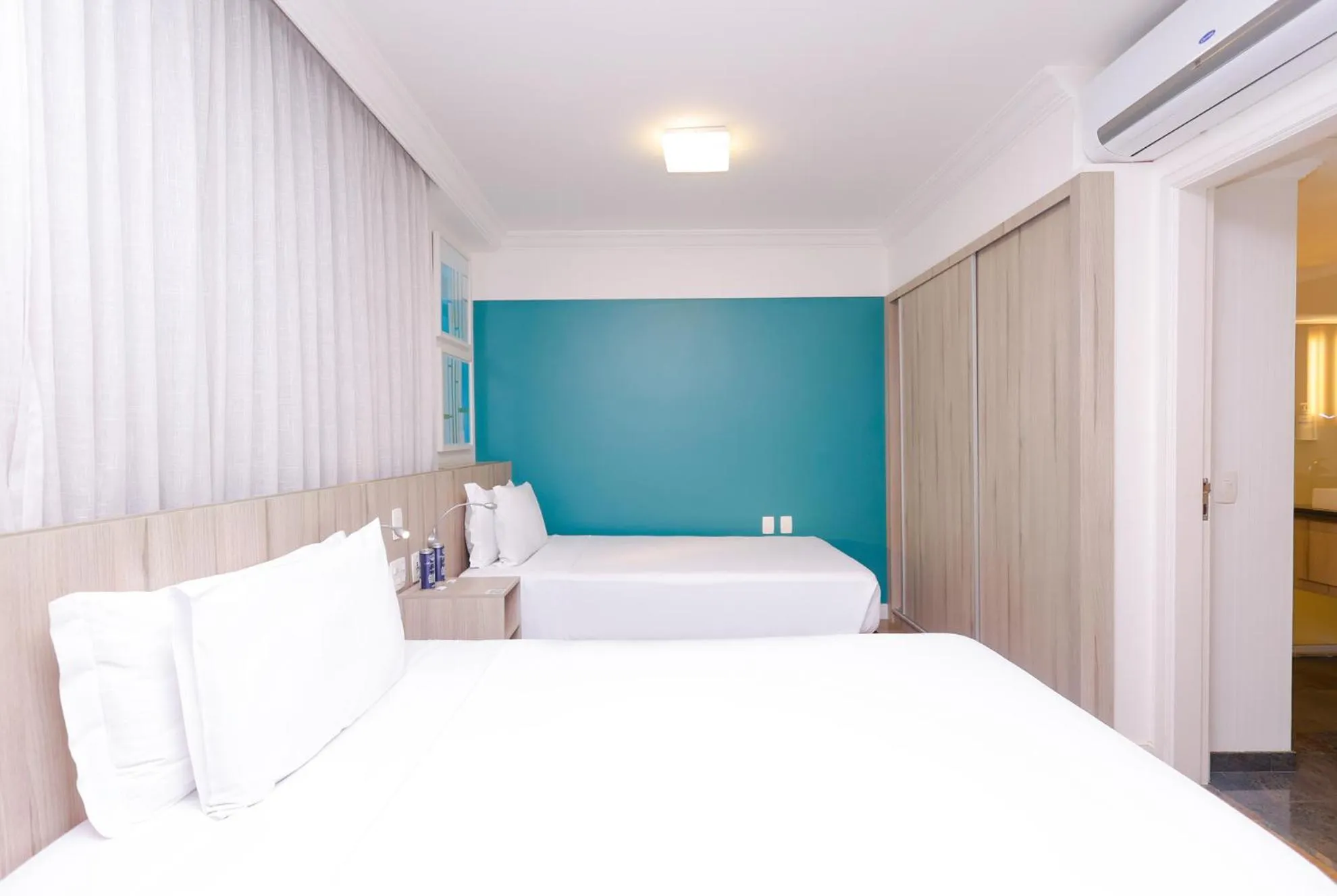 Bedroom, Bed in Radisson Oscar Freire