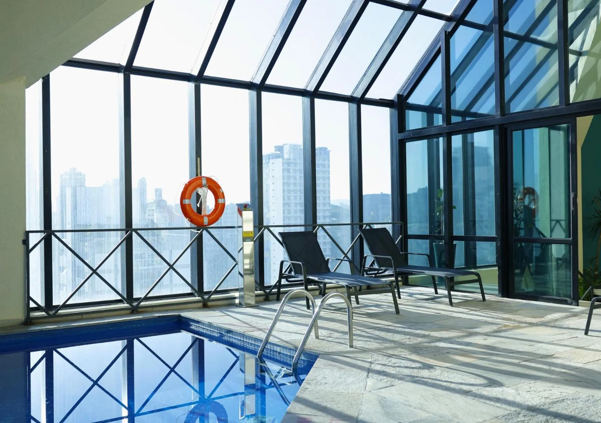 Solarium in Radisson Oscar Freire