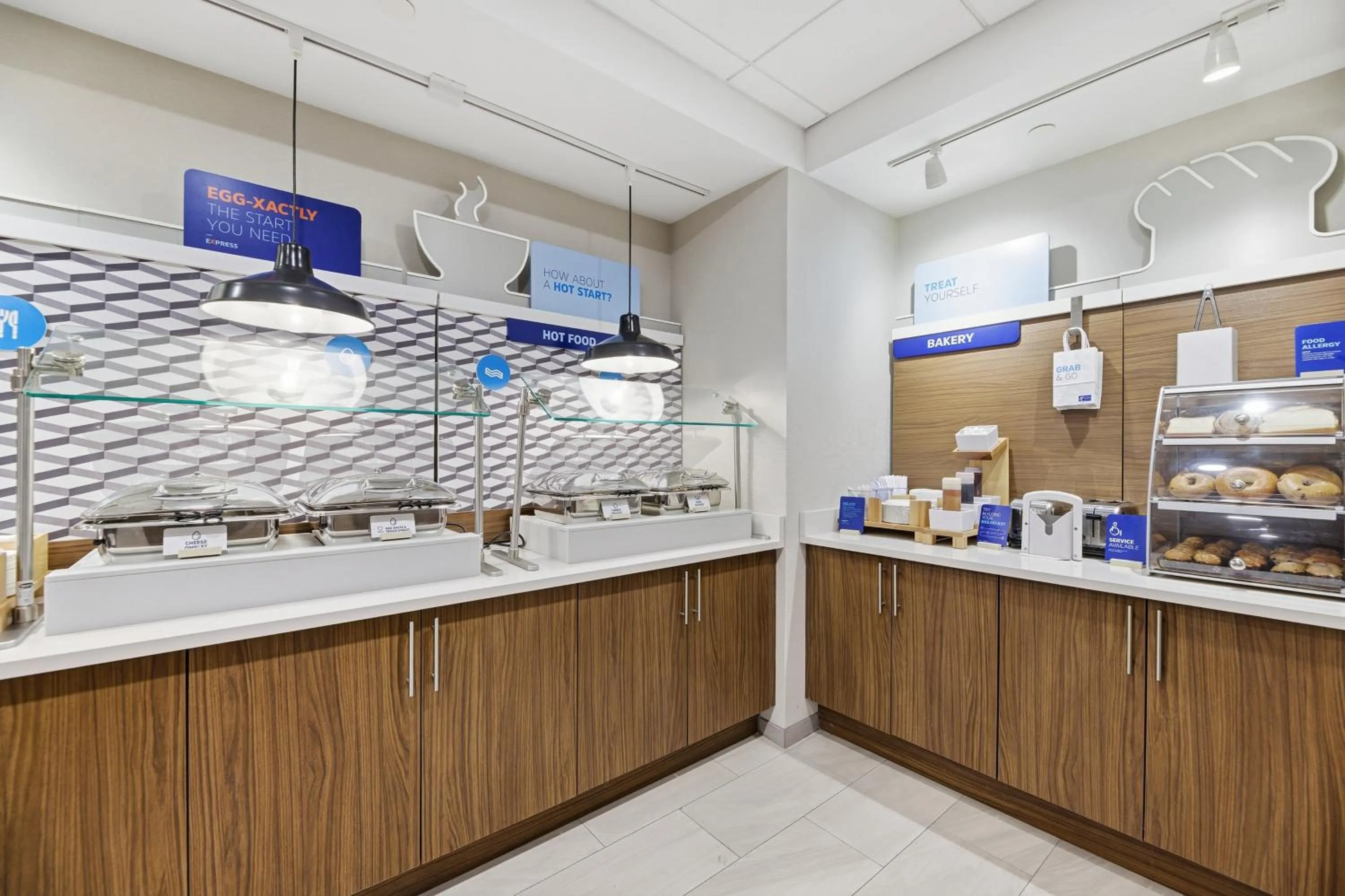 Restaurant/places to eat in Holiday Inn Express & Suites Raleigh West - Lenovo Center by IHG