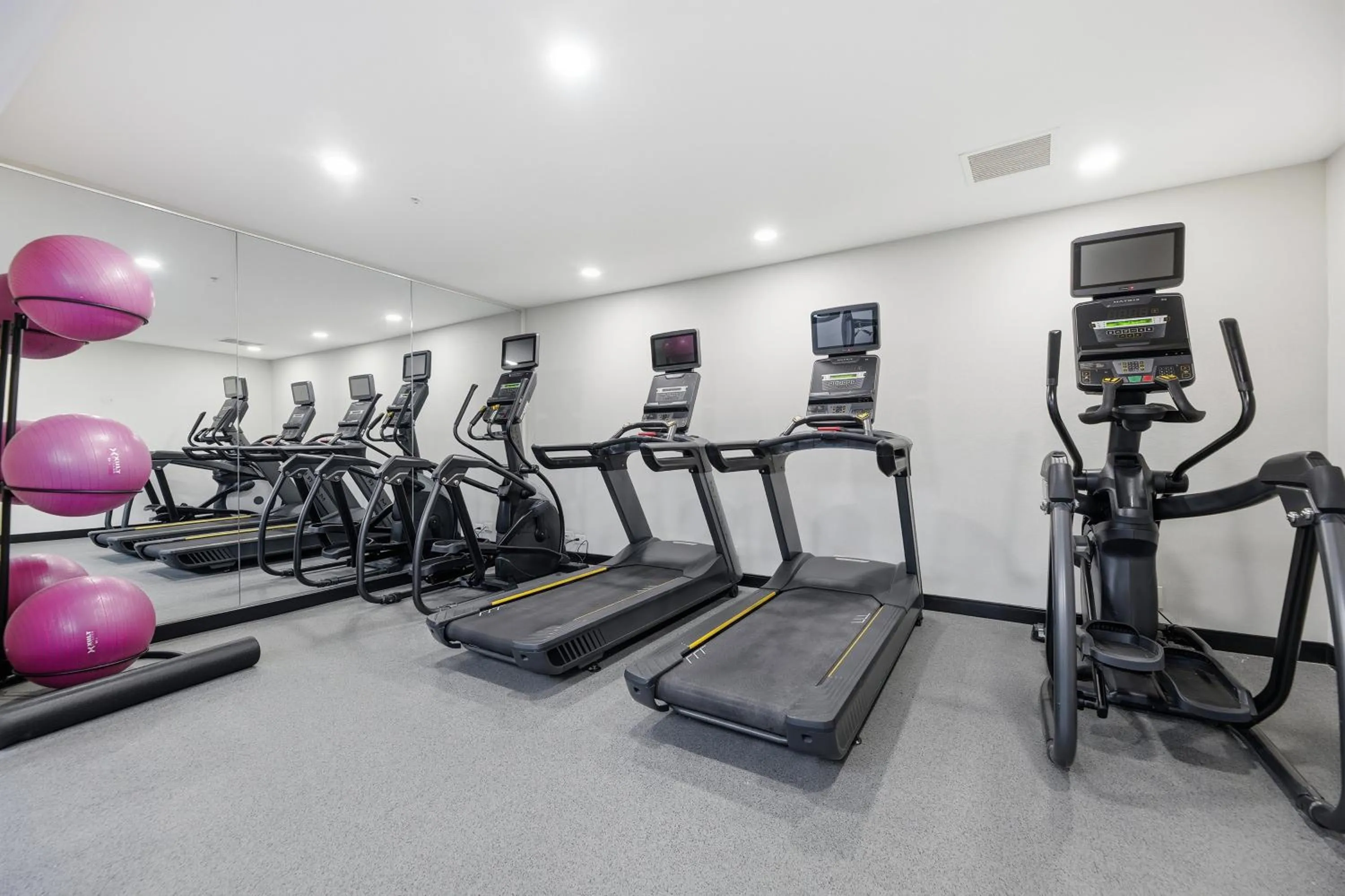 Fitness centre/facilities in Holiday Inn Express & Suites Raleigh West - Lenovo Center by IHG