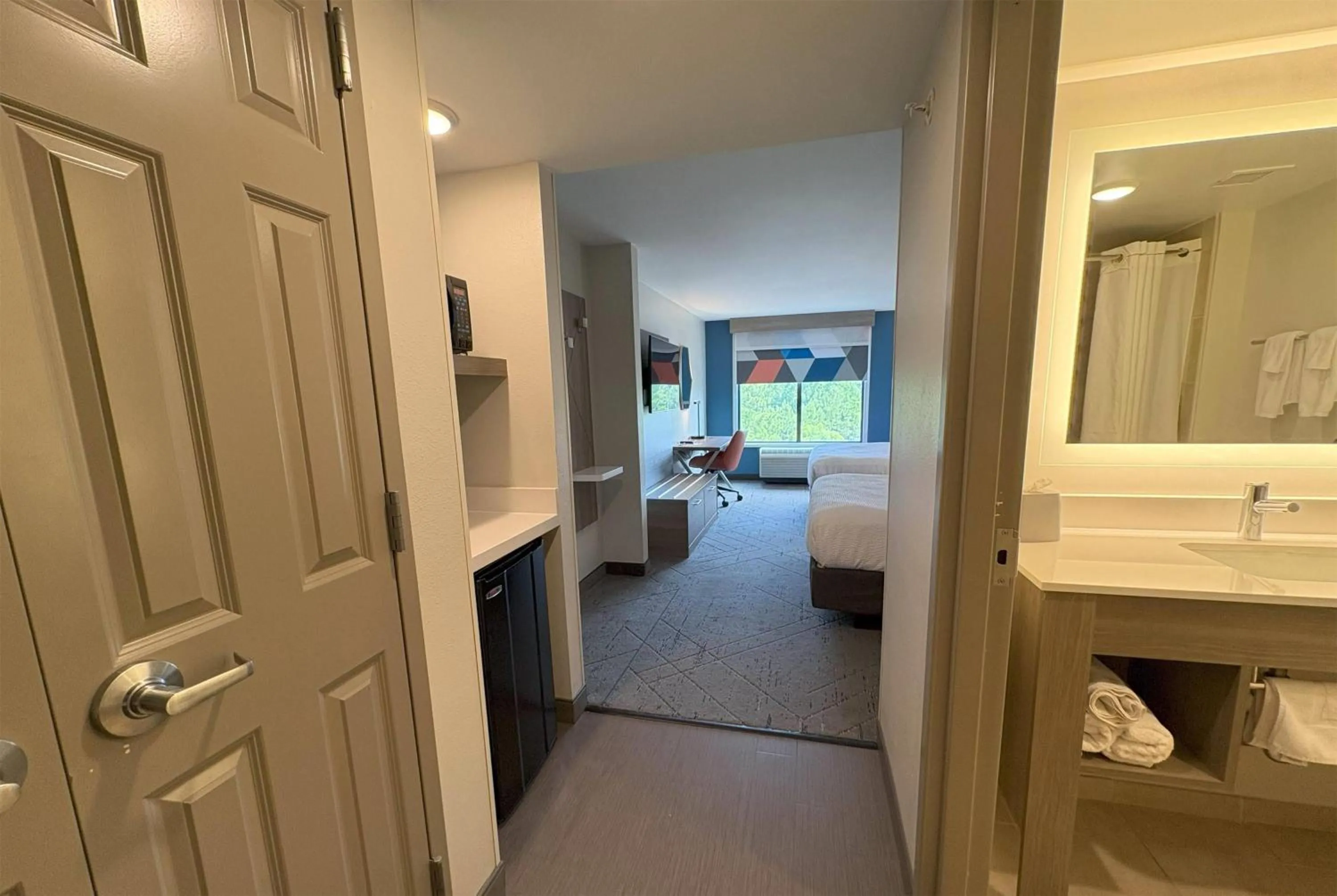 Photo of the whole room, Bed in Wingate by Wyndham State Arena Raleigh/Cary Hotel