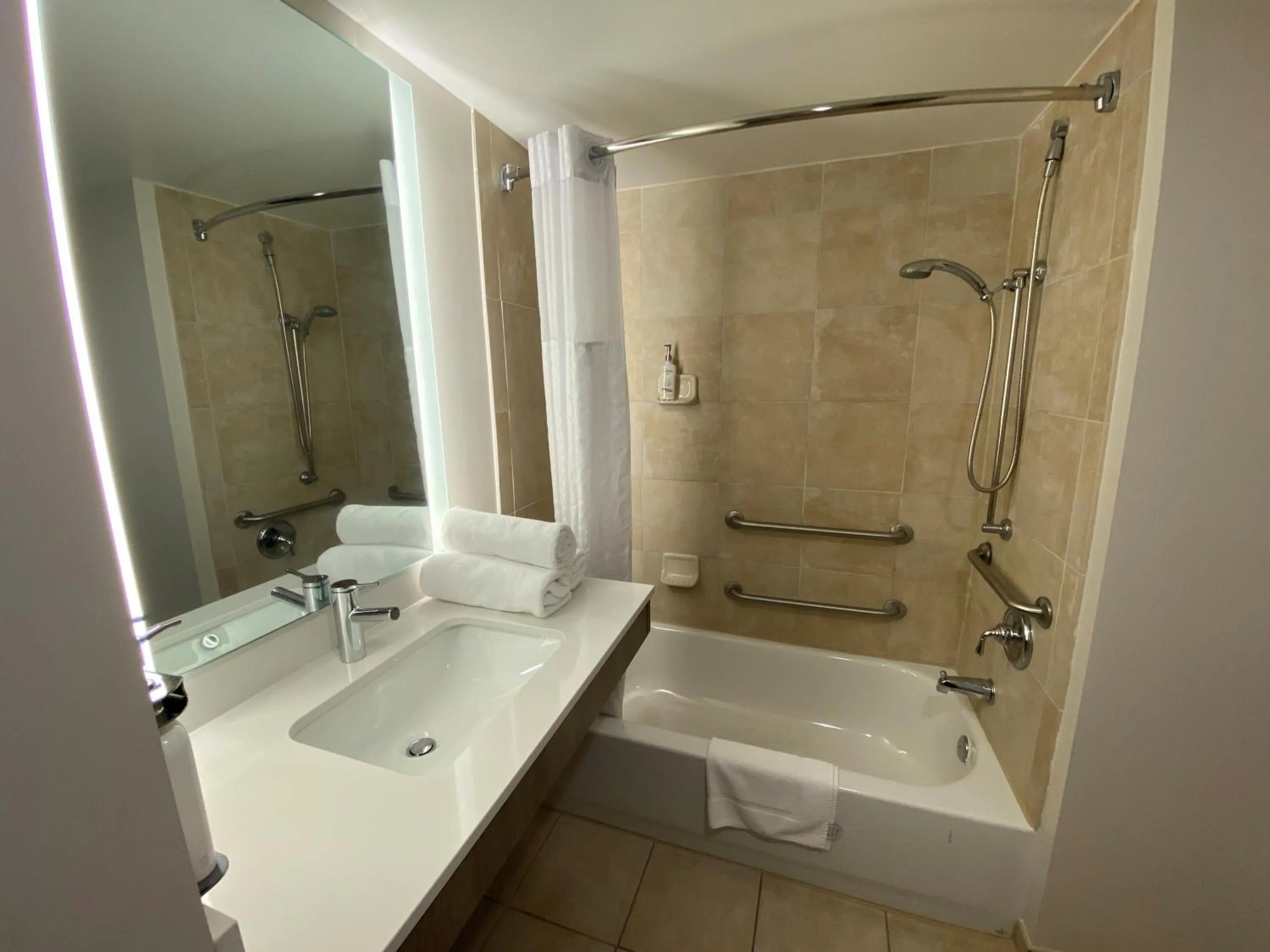 Shower in Wingate by Wyndham State Arena Raleigh/Cary Hotel