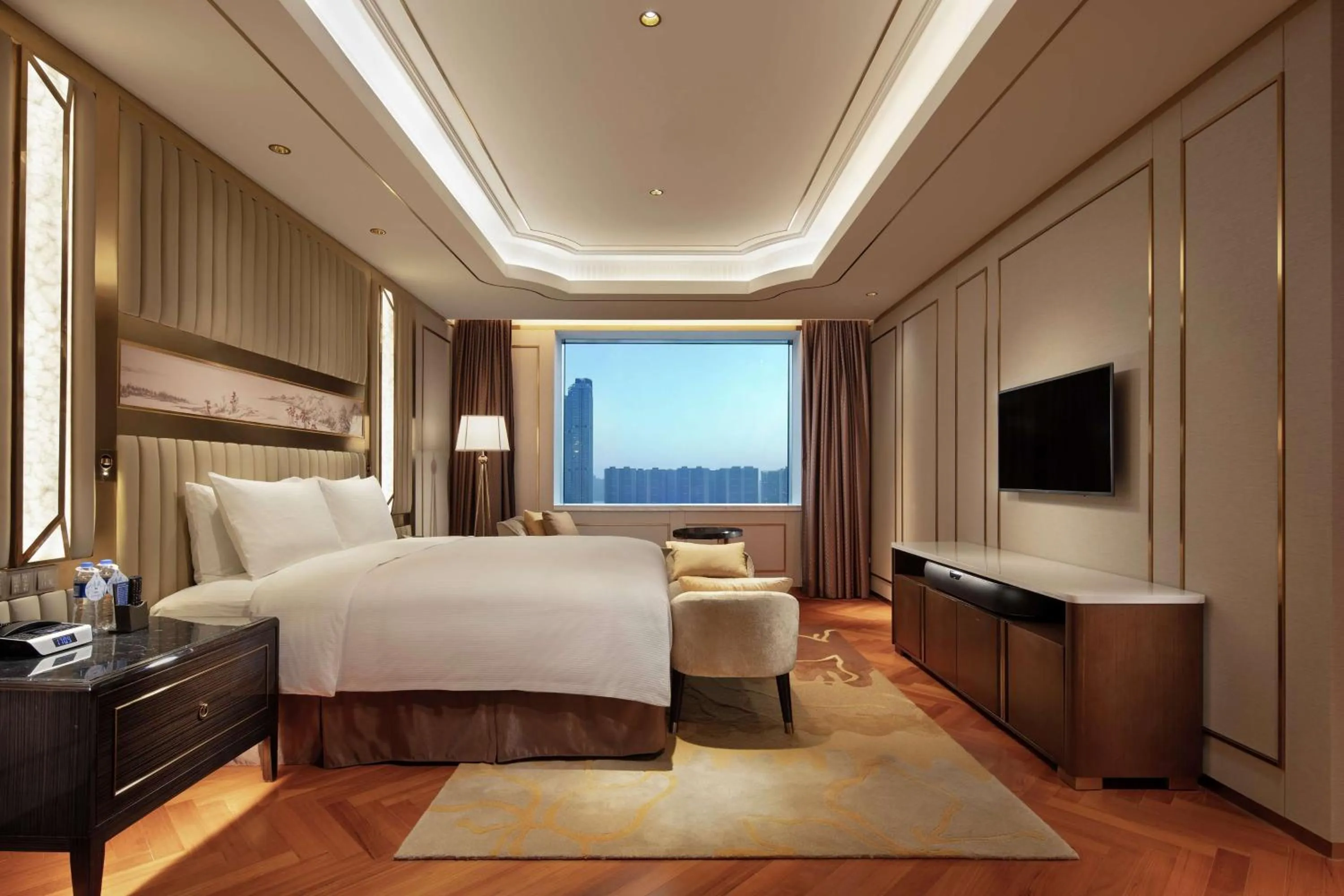 Bedroom, Bed in Hilton Shenyang
